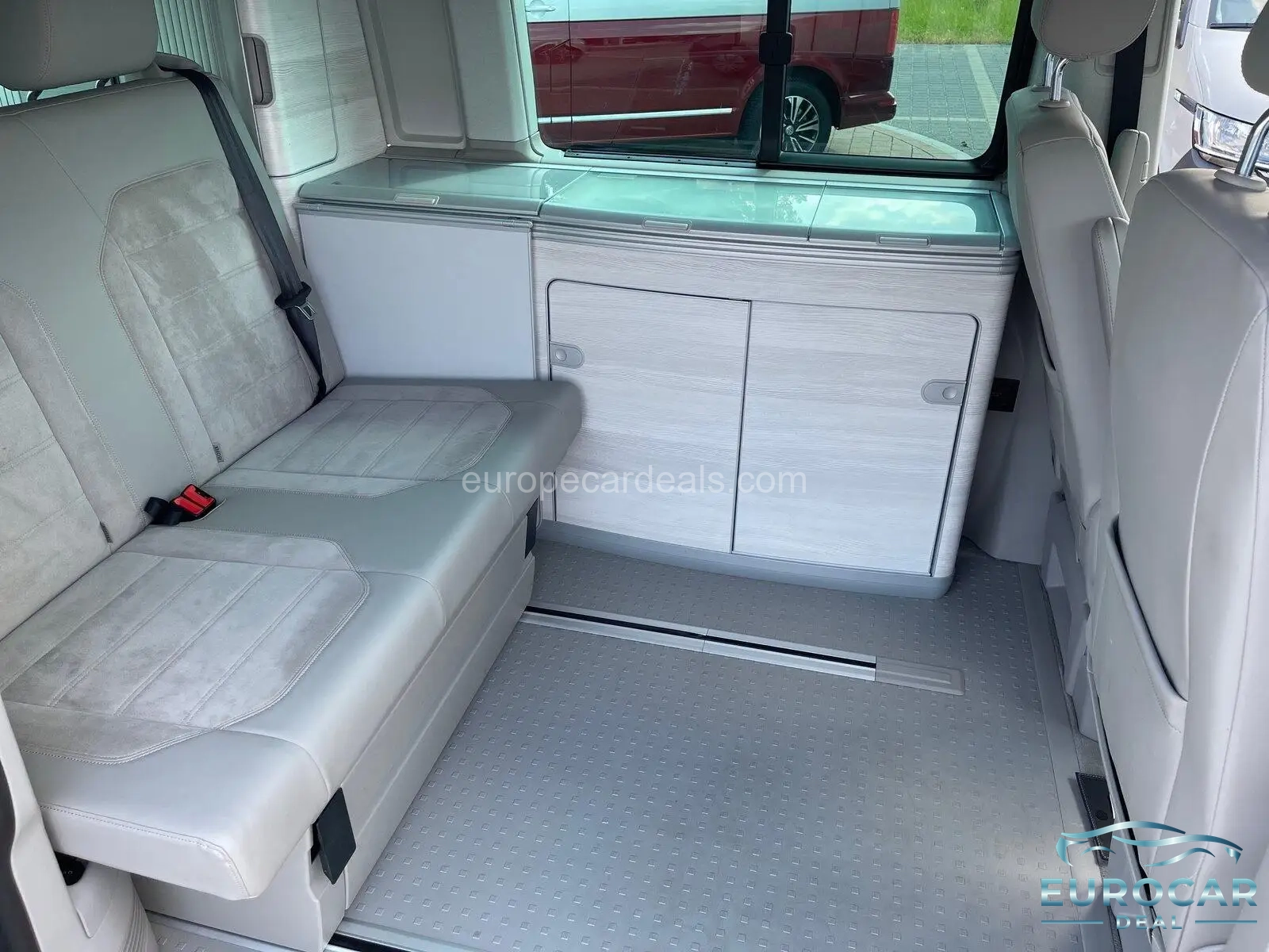 Volkswagen T6 California