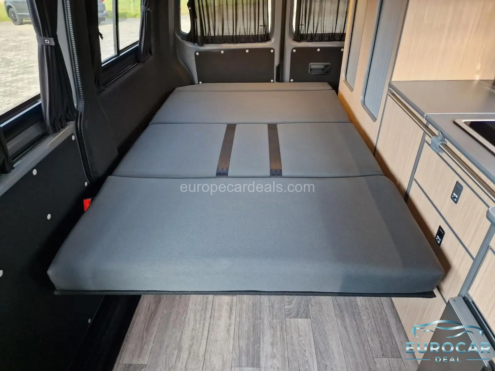 Volkswagen T6 California