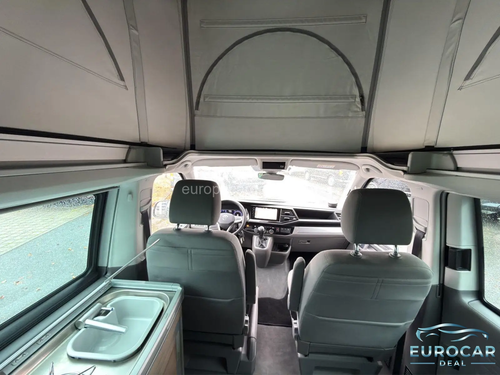Volkswagen T6 California
