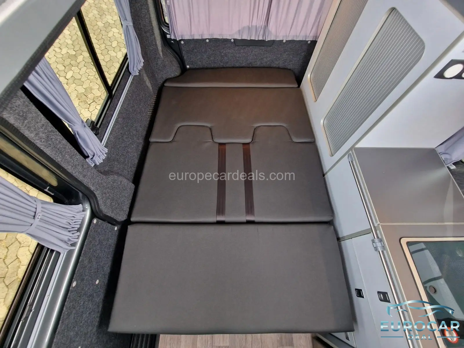 Volkswagen T6 California