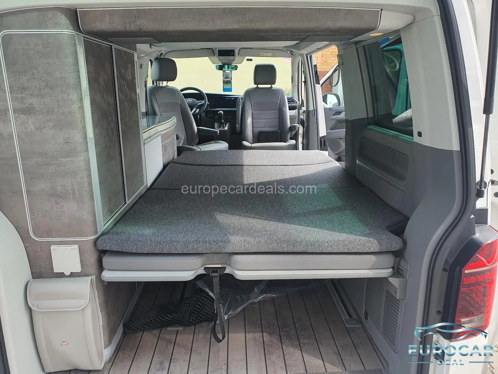 Volkswagen T6 California