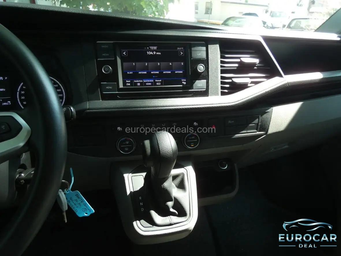 Volkswagen T6 Caravelle