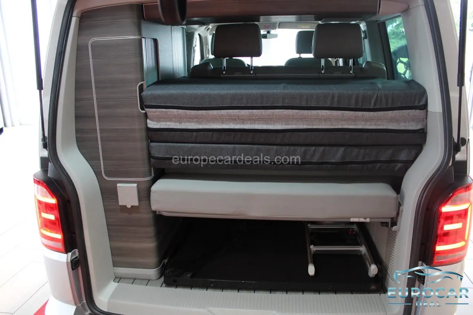 Volkswagen T6 California