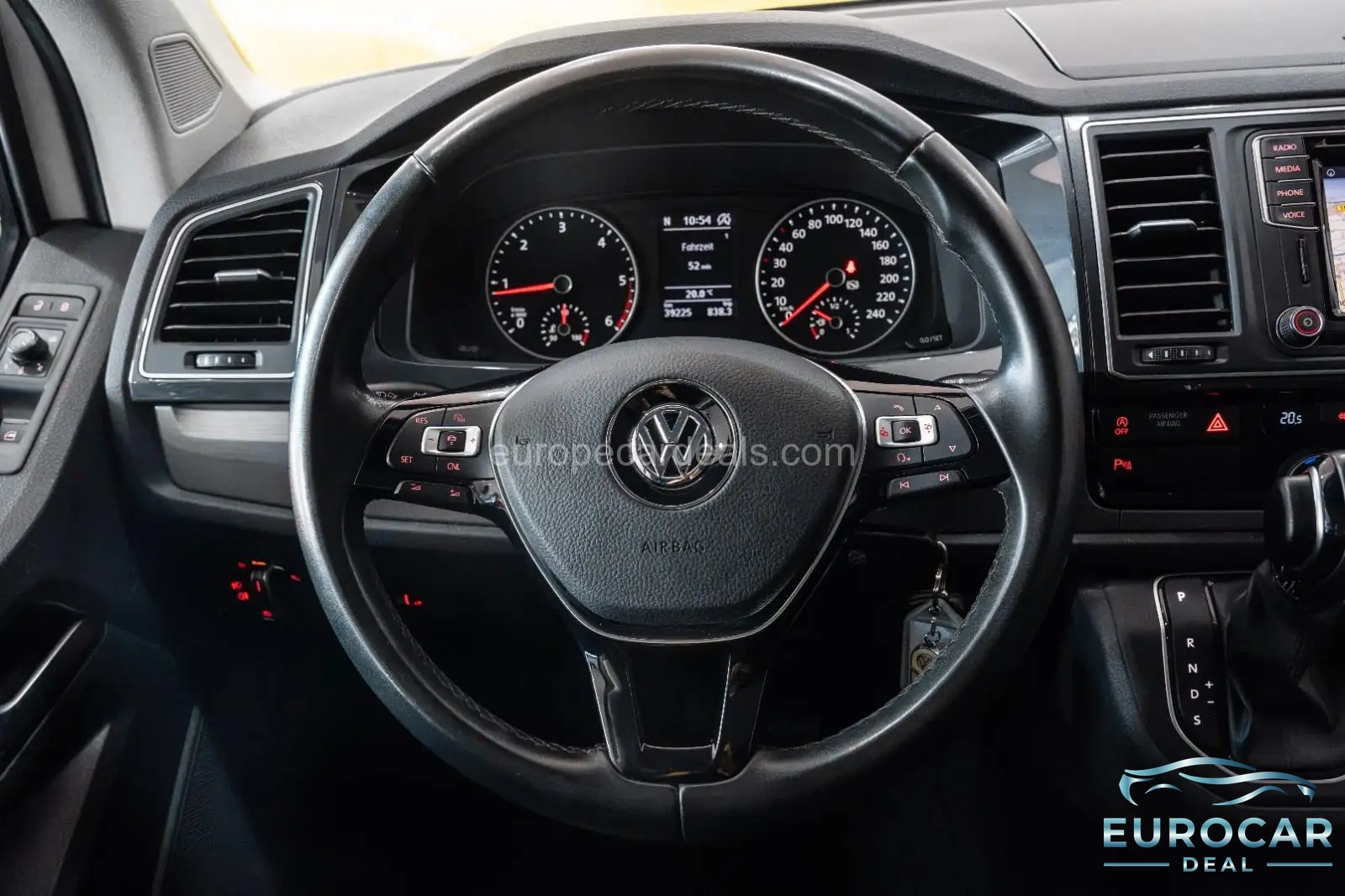 Volkswagen T6 California
