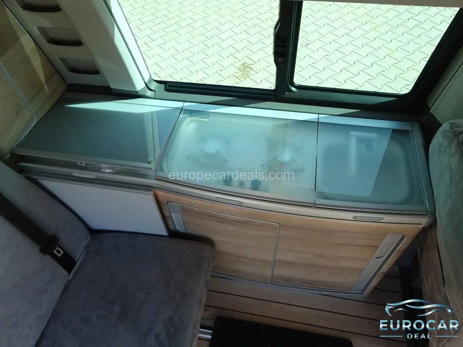 Volkswagen T6 California