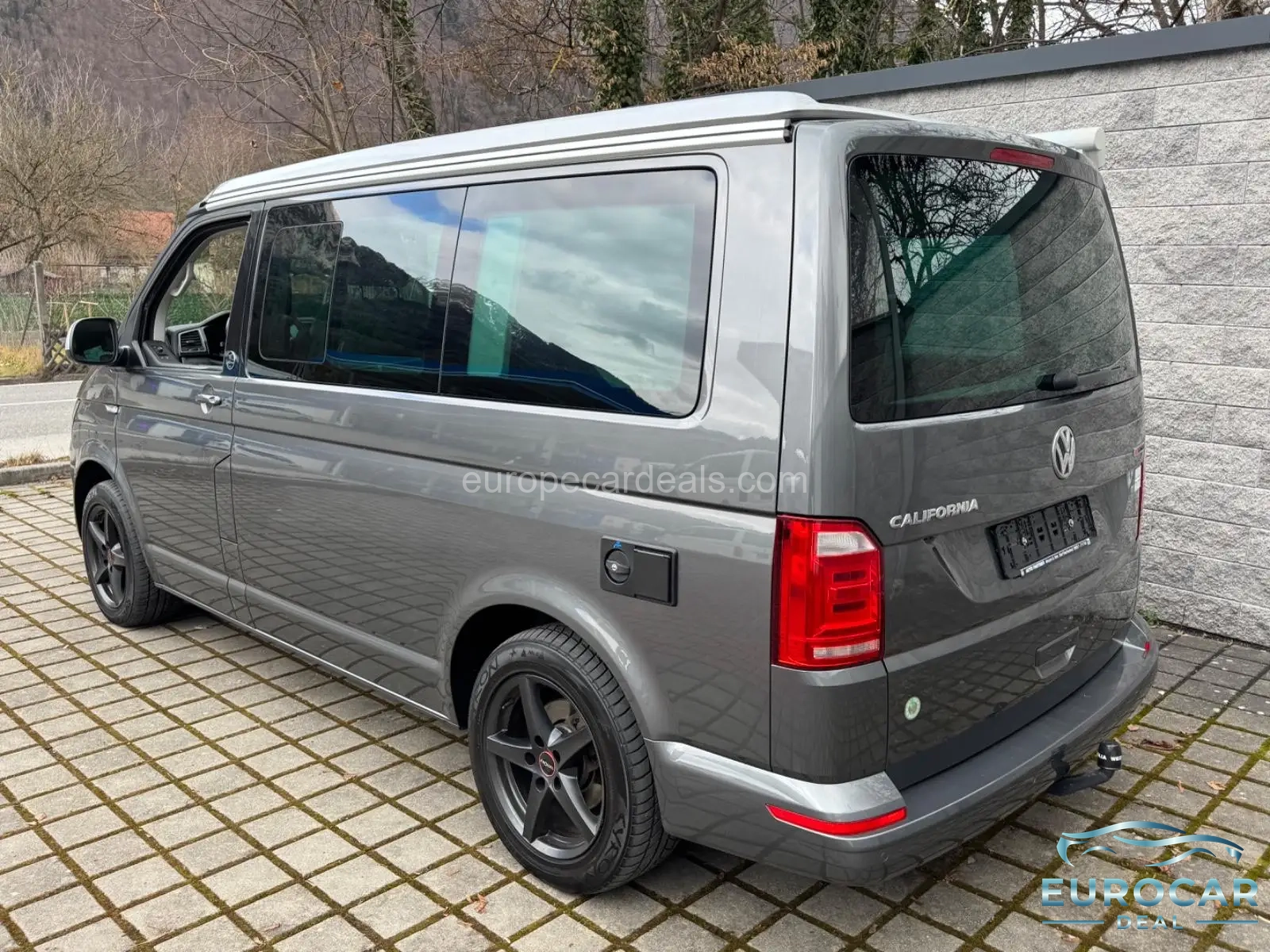 Volkswagen T6 California