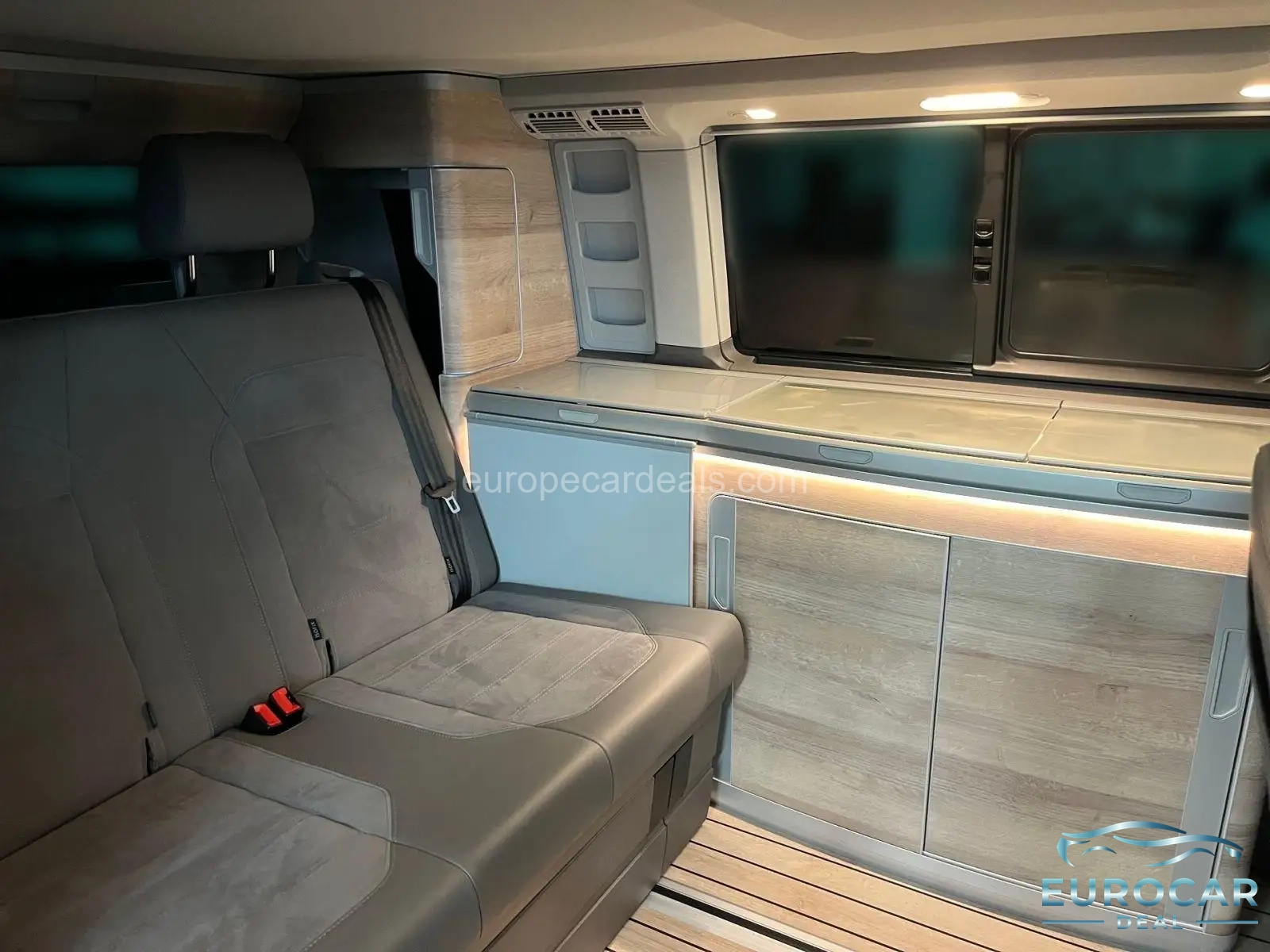 Volkswagen T6 California