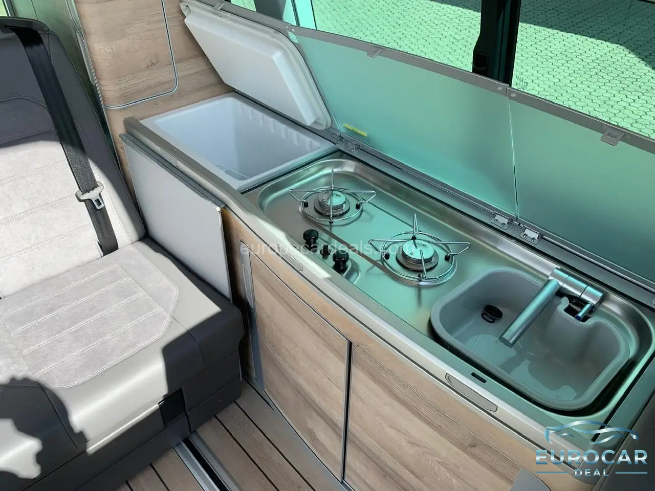 Volkswagen T6 California