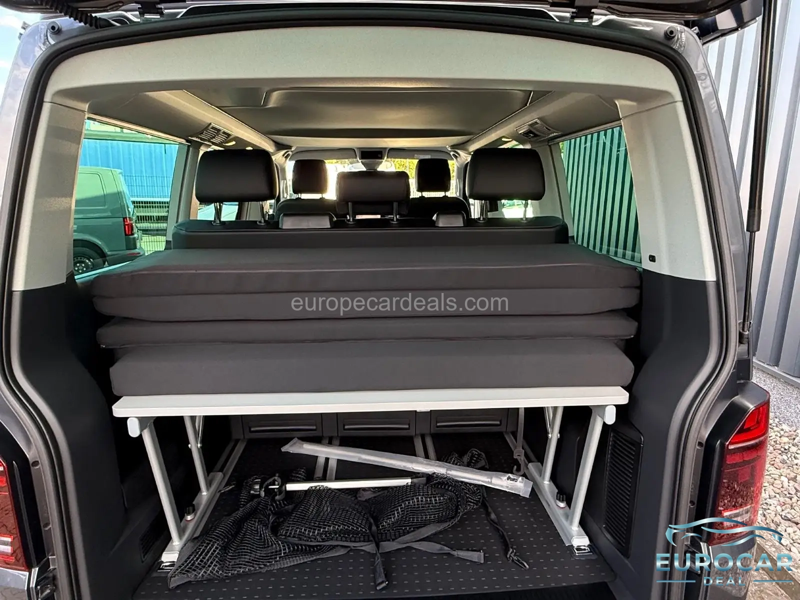 Volkswagen T6 California