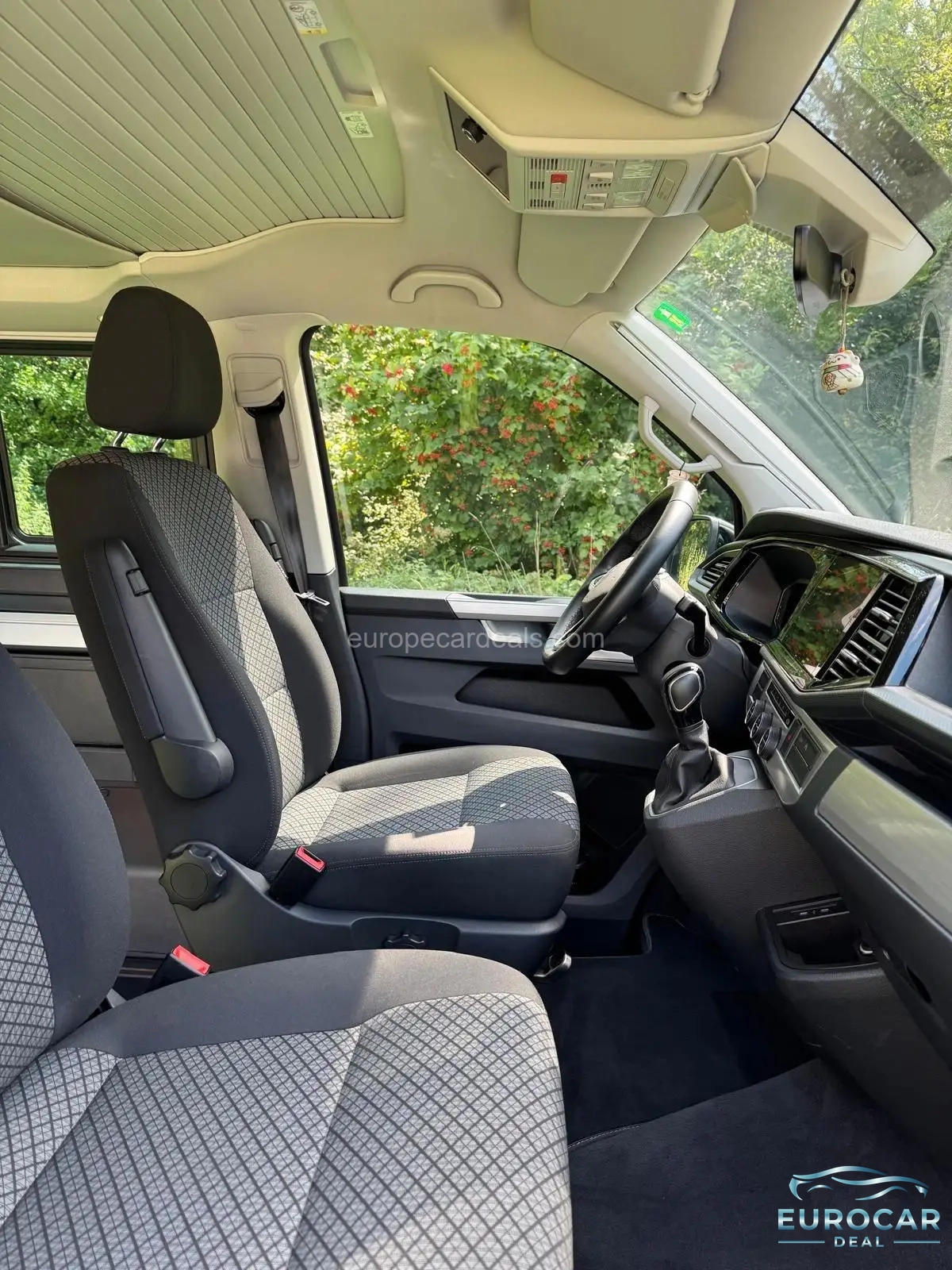 Volkswagen T6 California
