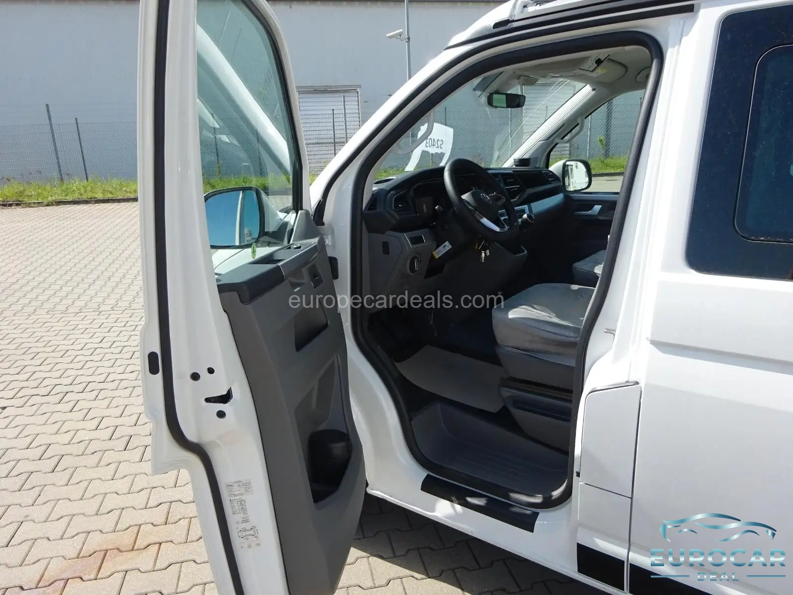 Volkswagen T6 California