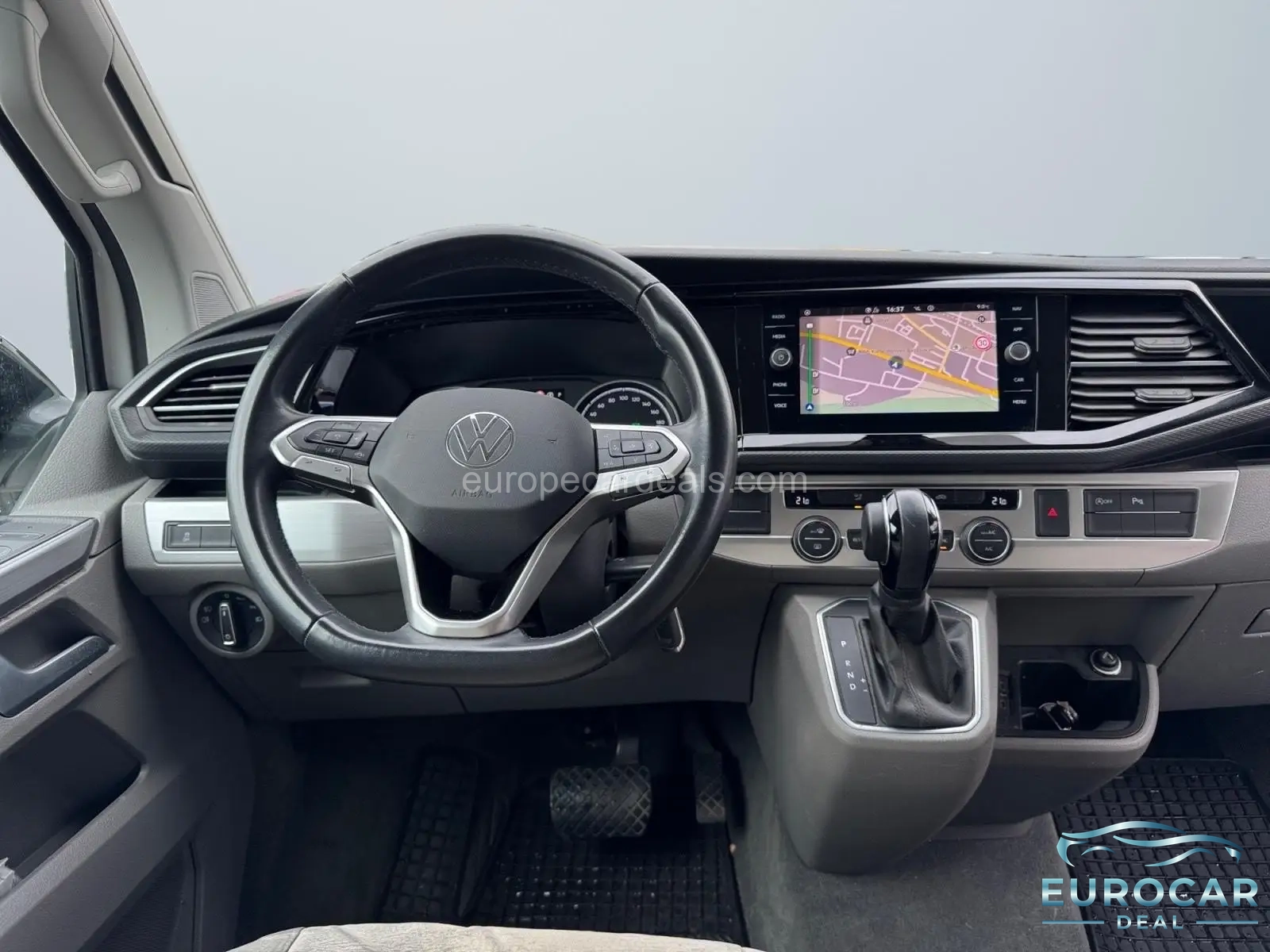Volkswagen T6 California
