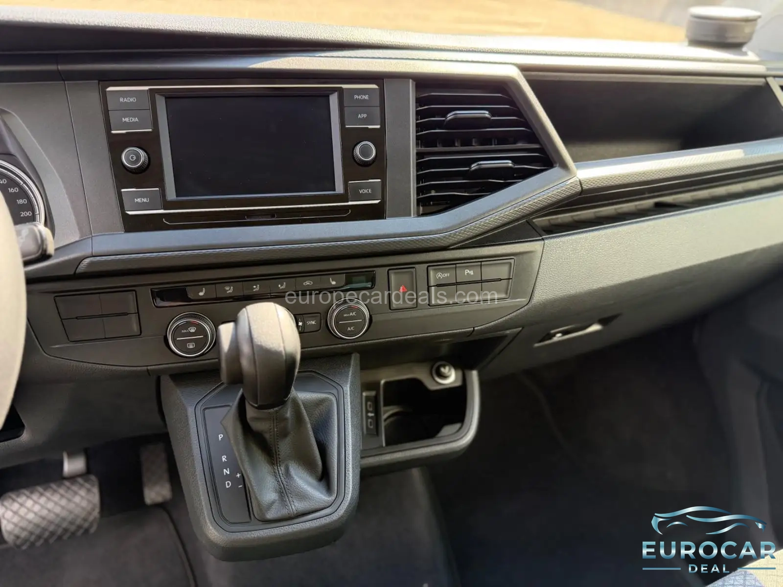 Volkswagen T6 California