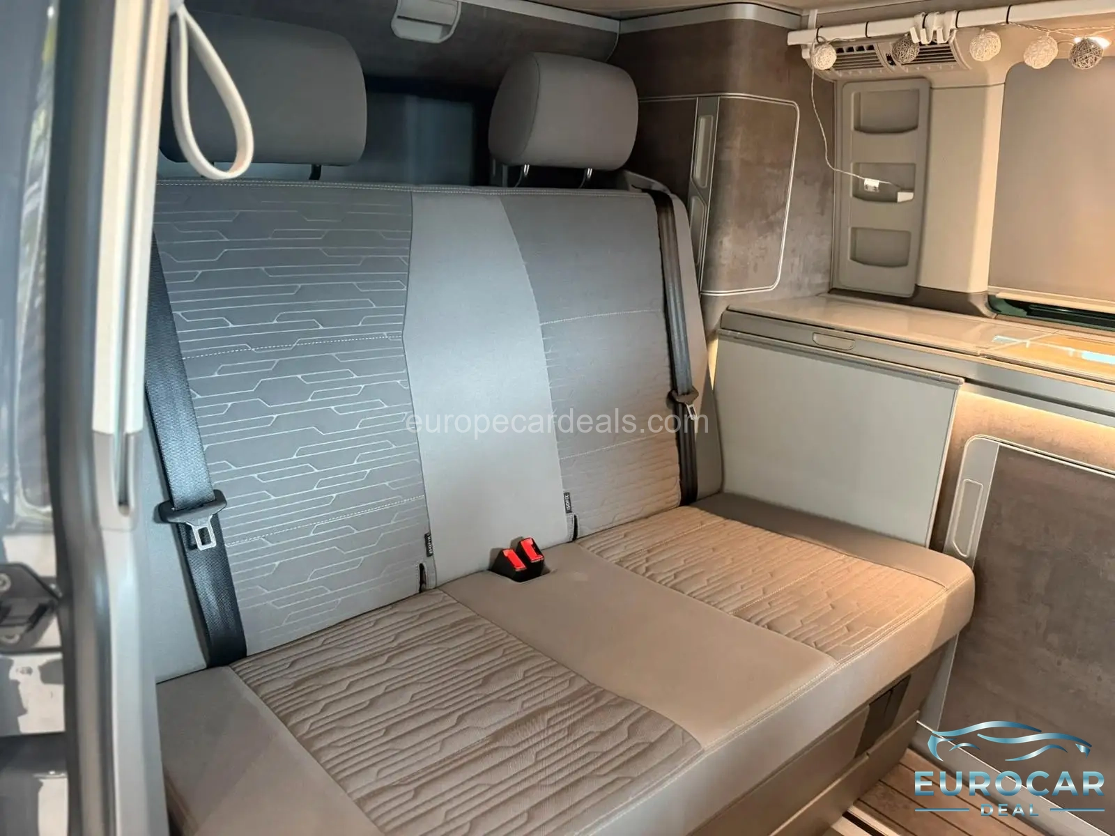 Volkswagen T6 California