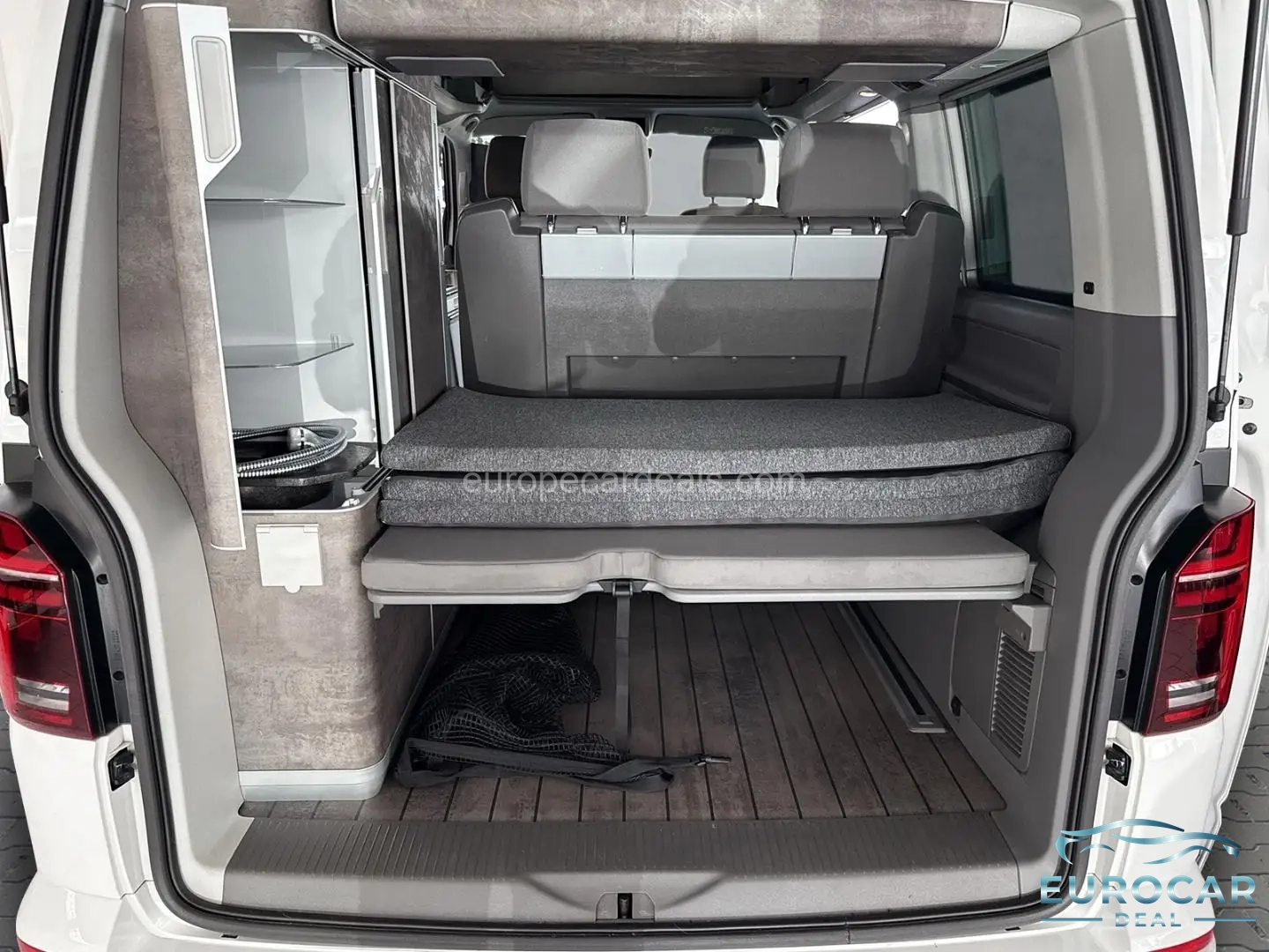 Volkswagen T6 California