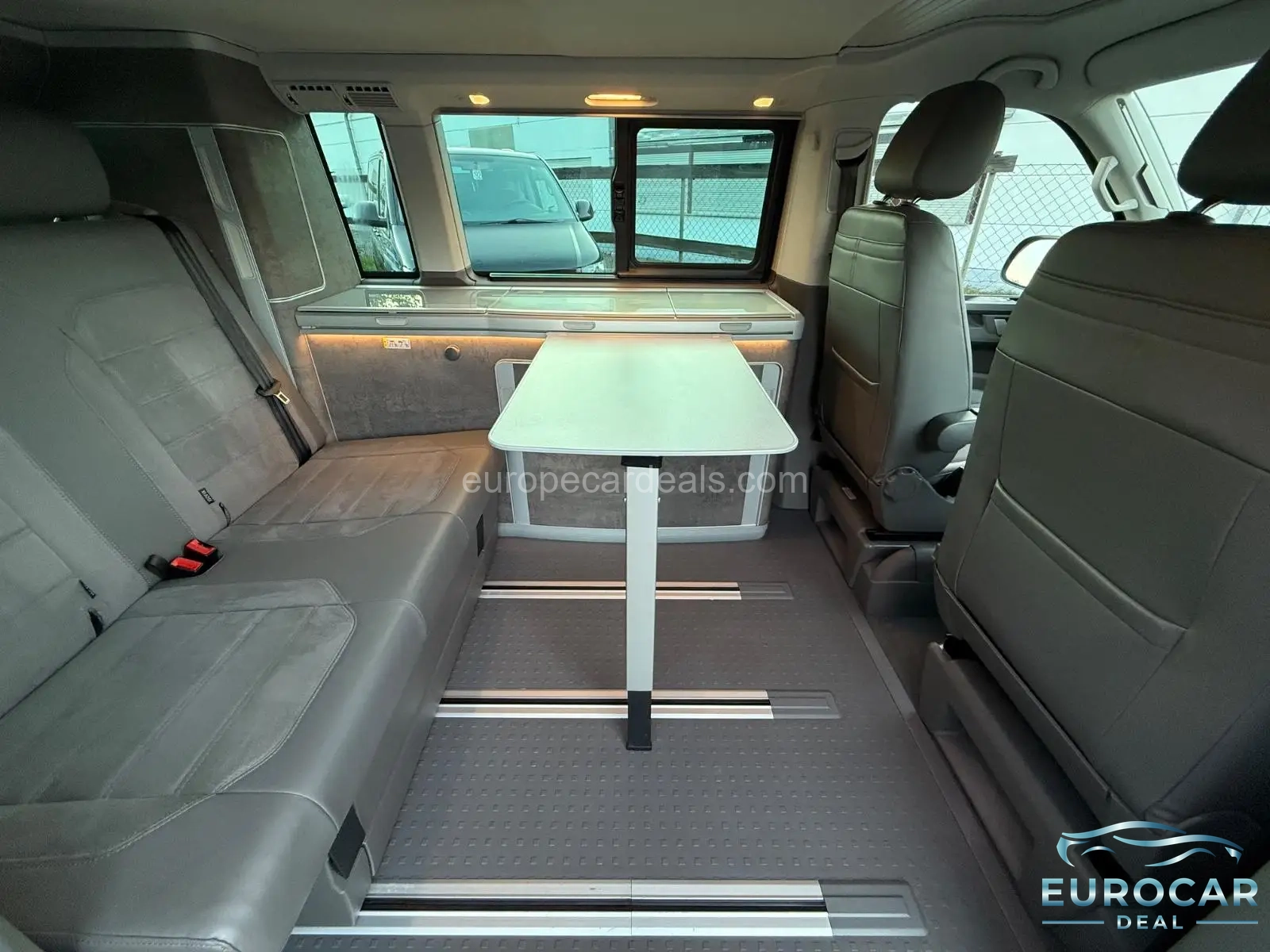 Volkswagen T6 California