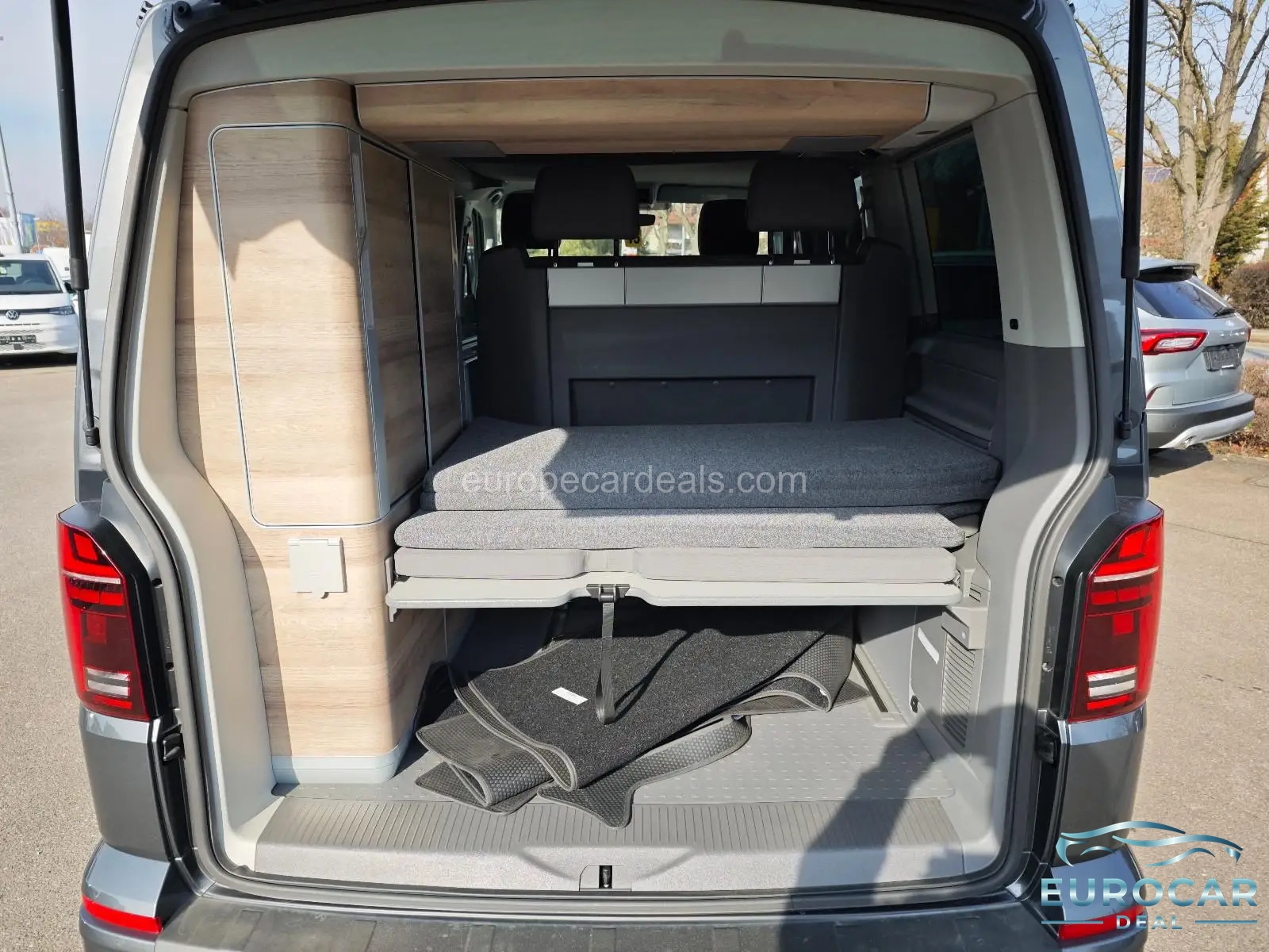Volkswagen T6 California