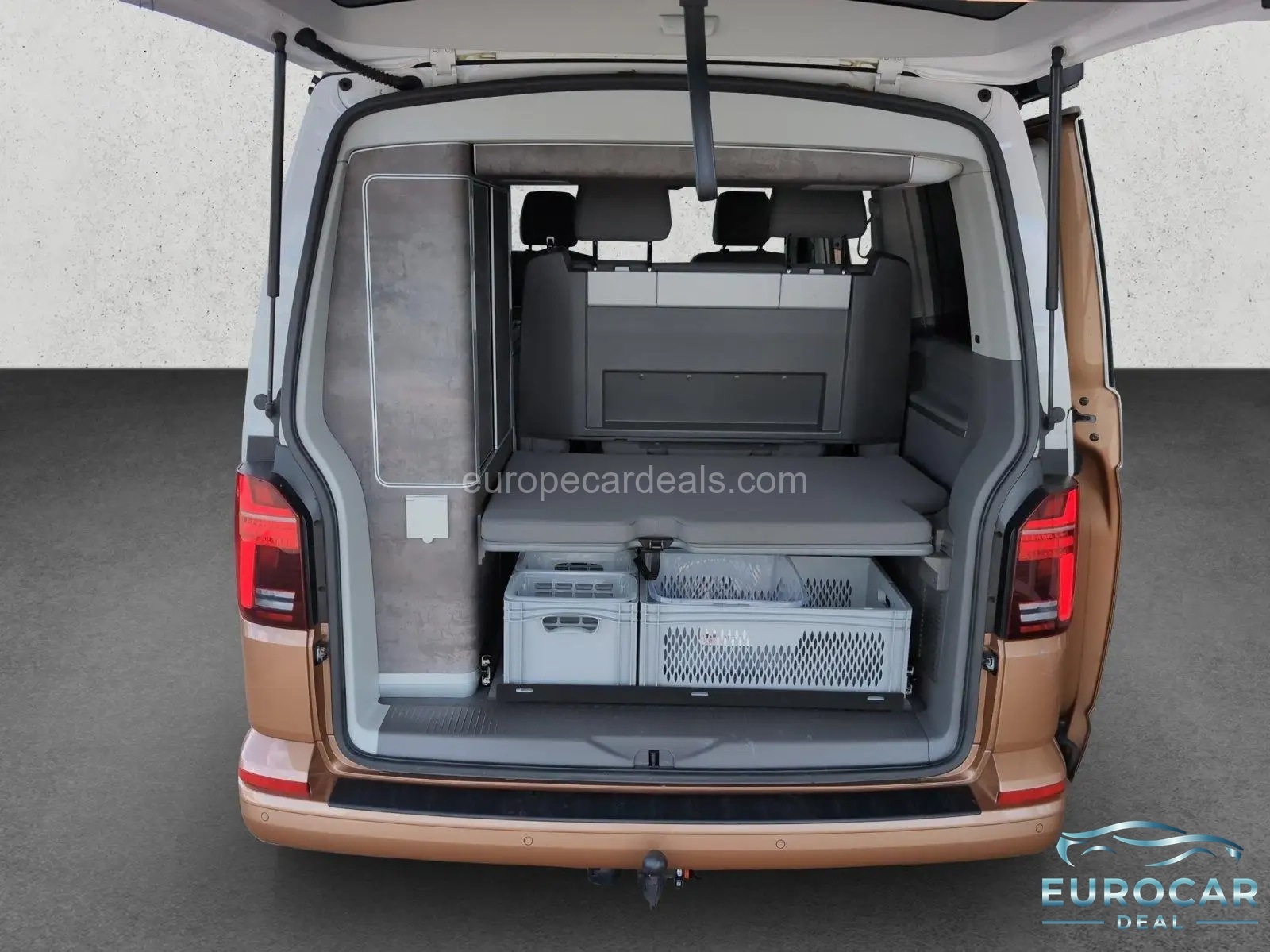 Volkswagen T6 California