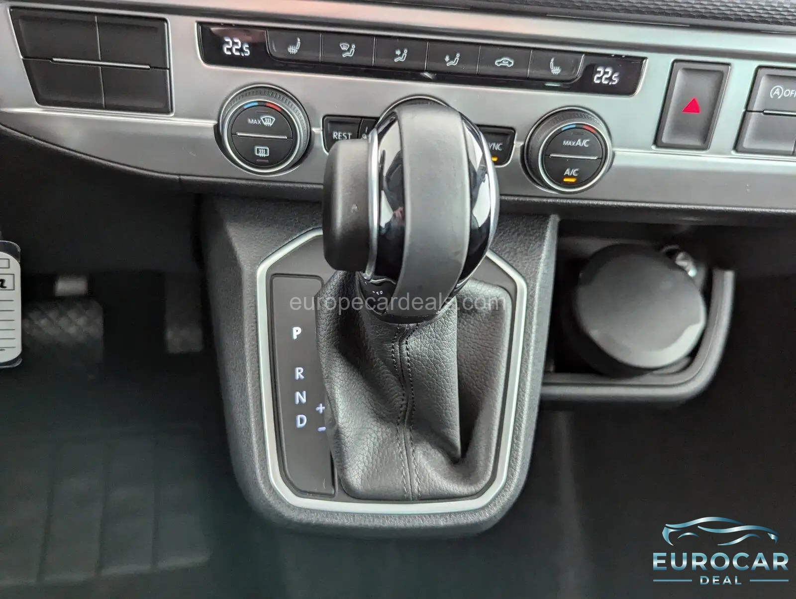 Volkswagen T6 California
