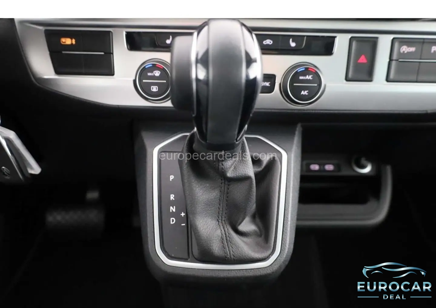 Volkswagen T6 California