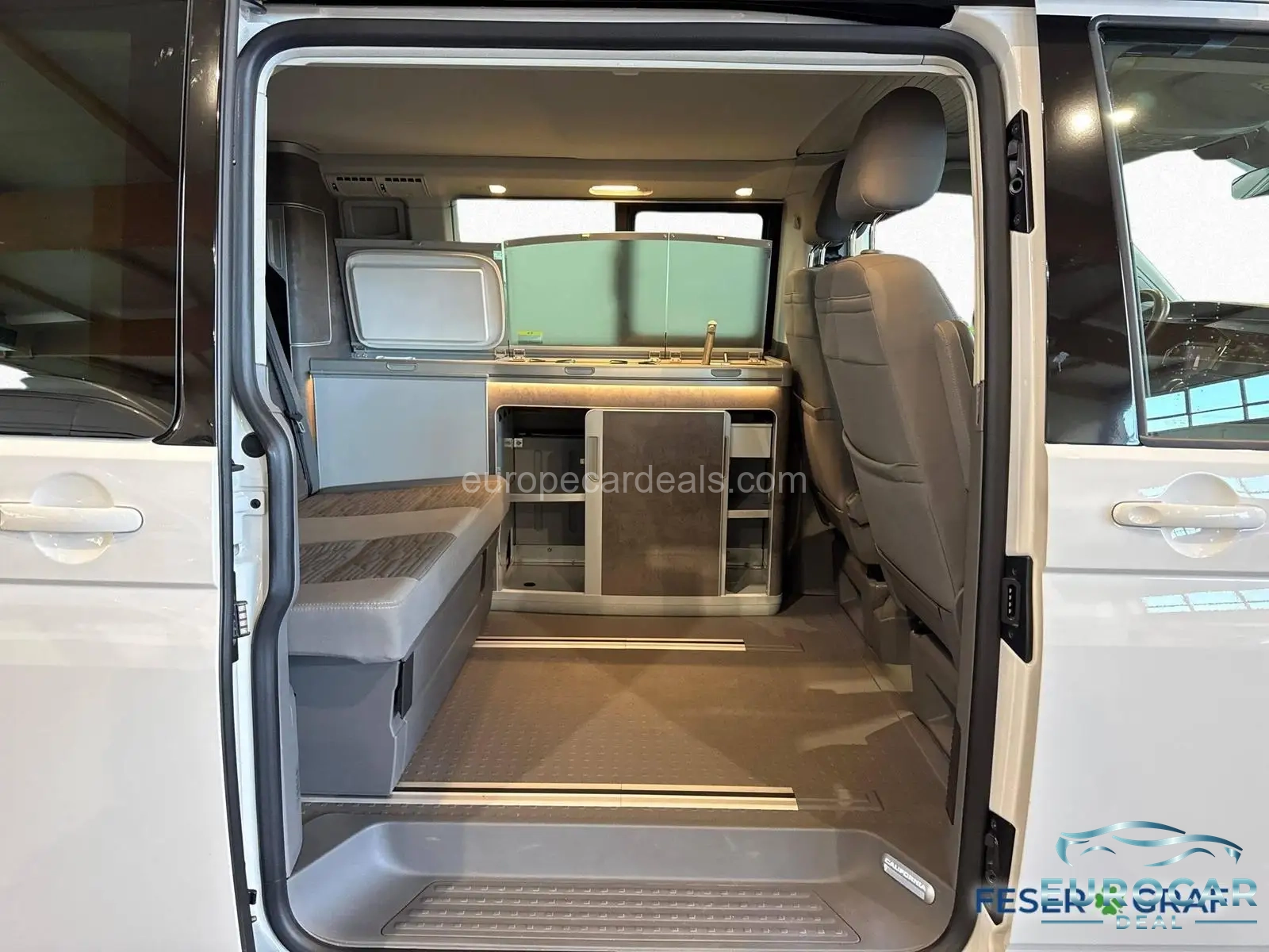 Volkswagen T6 California