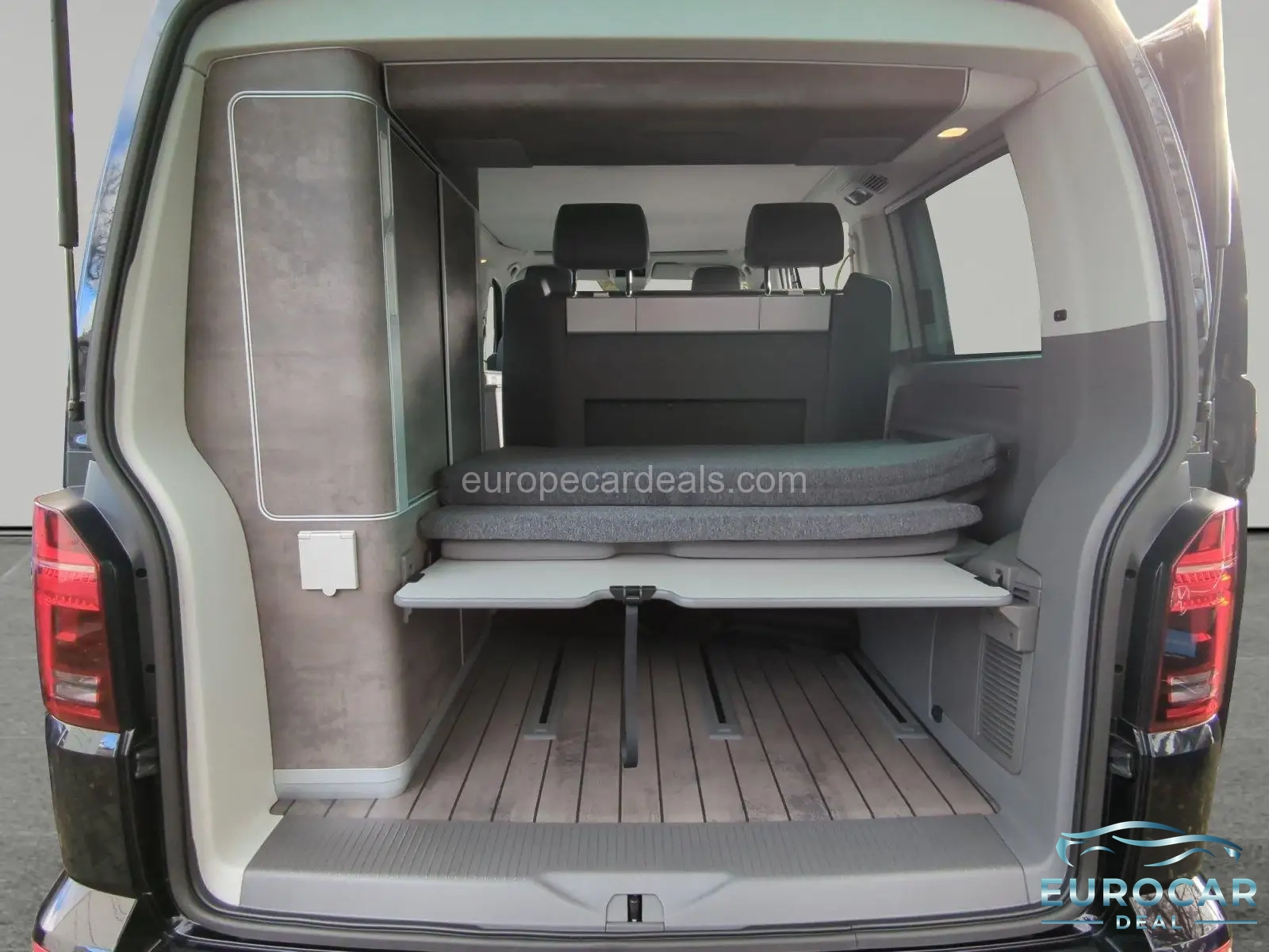 Volkswagen T6 California