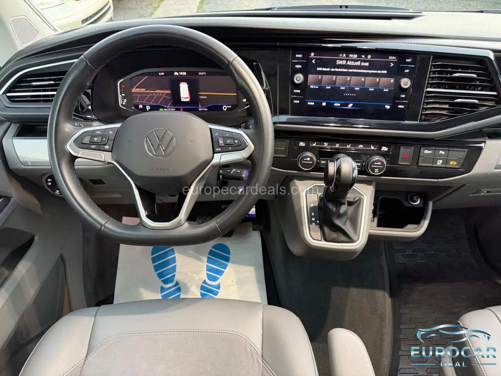 Volkswagen T6 California