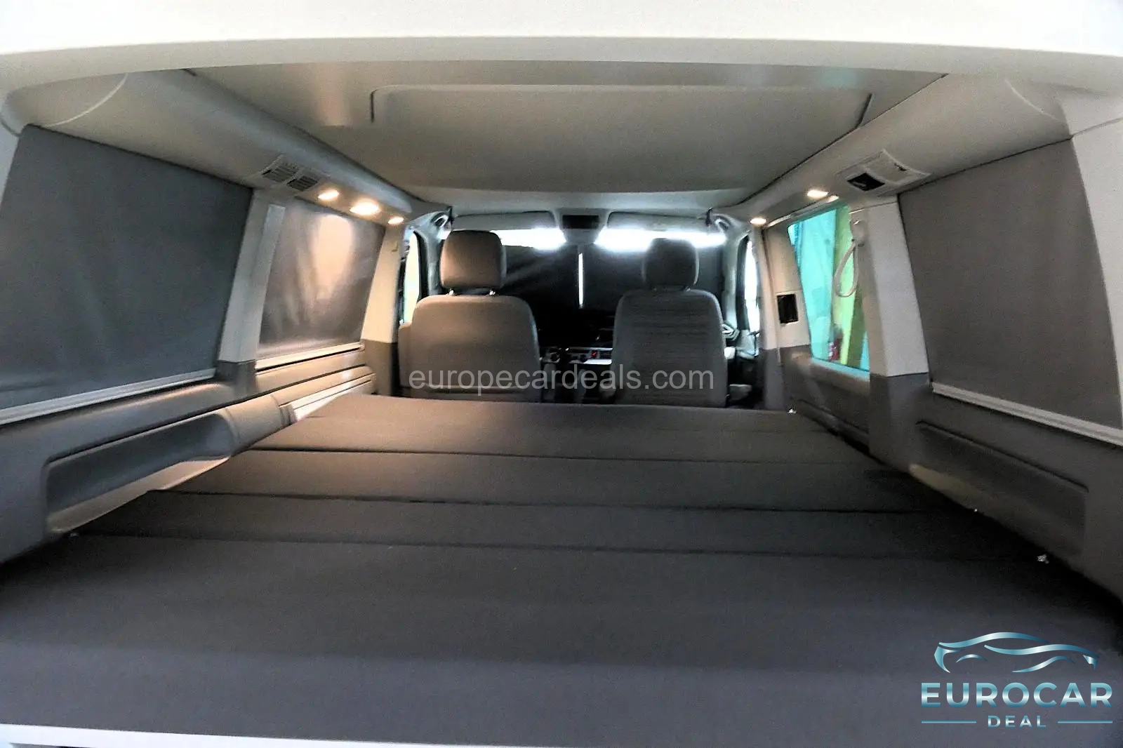 Volkswagen T6 California