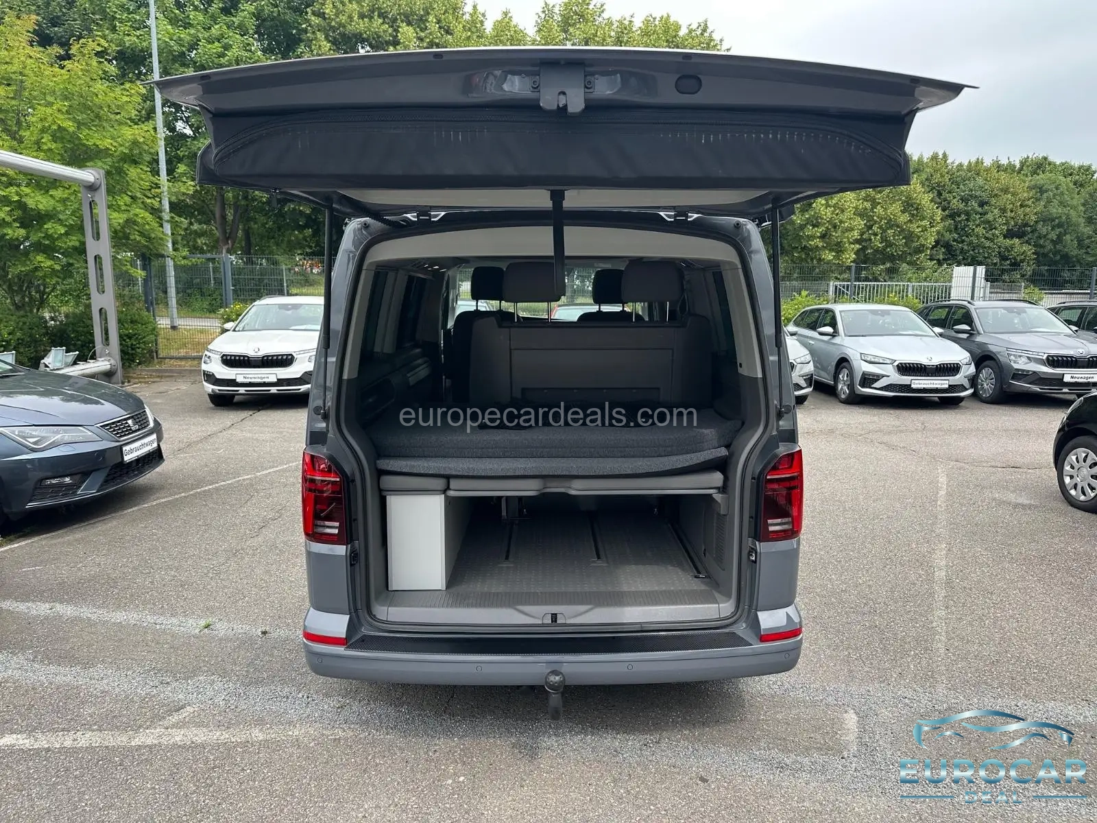 Volkswagen T6 California
