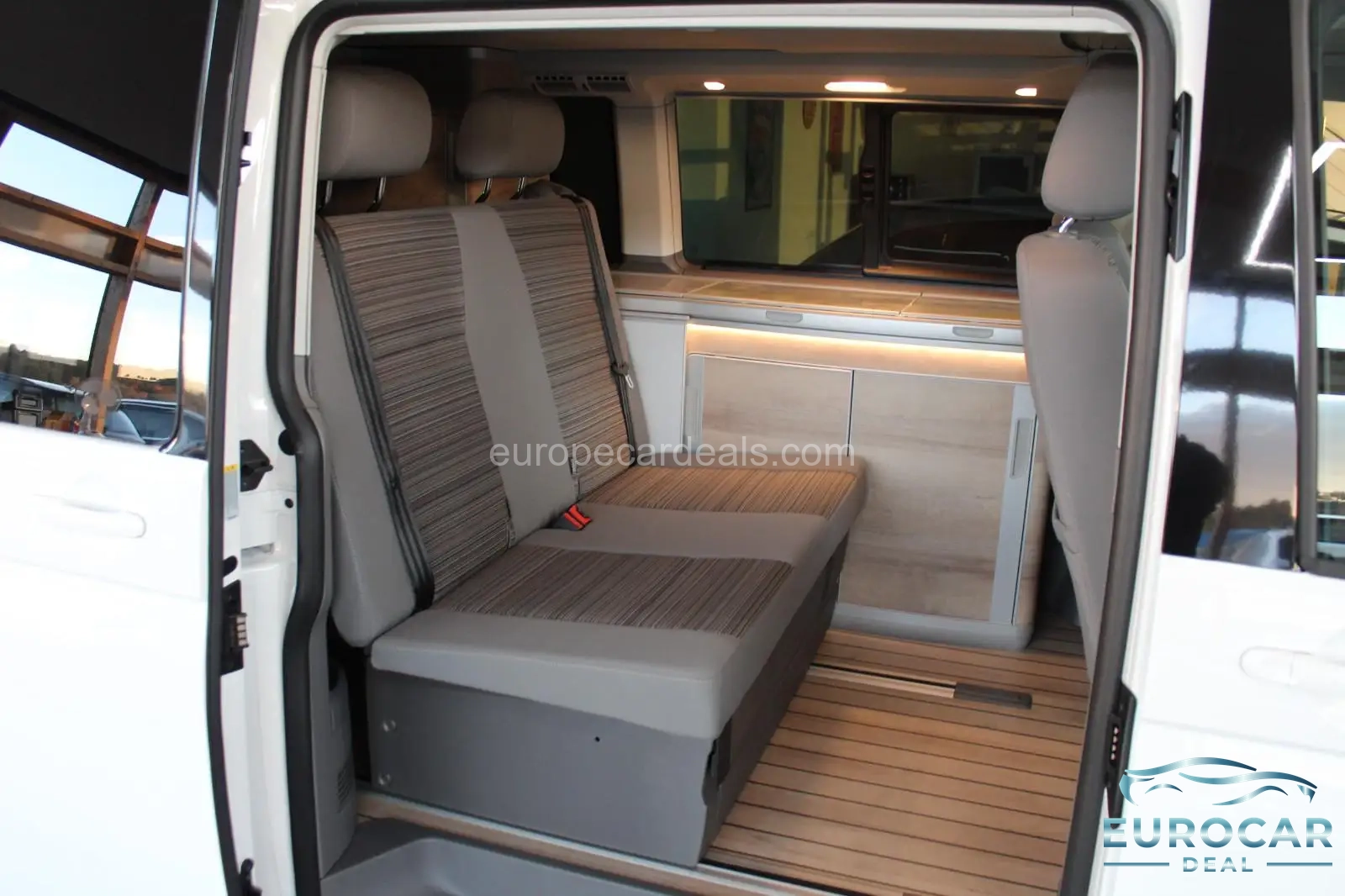 Volkswagen T6 California