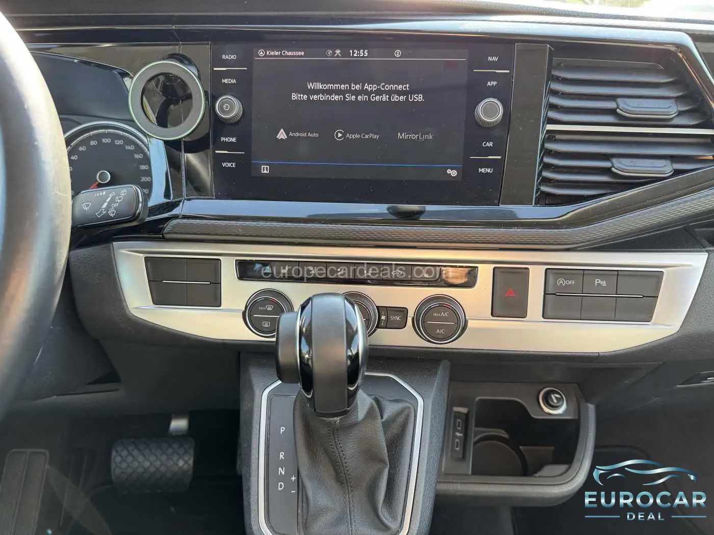 Volkswagen T6 California