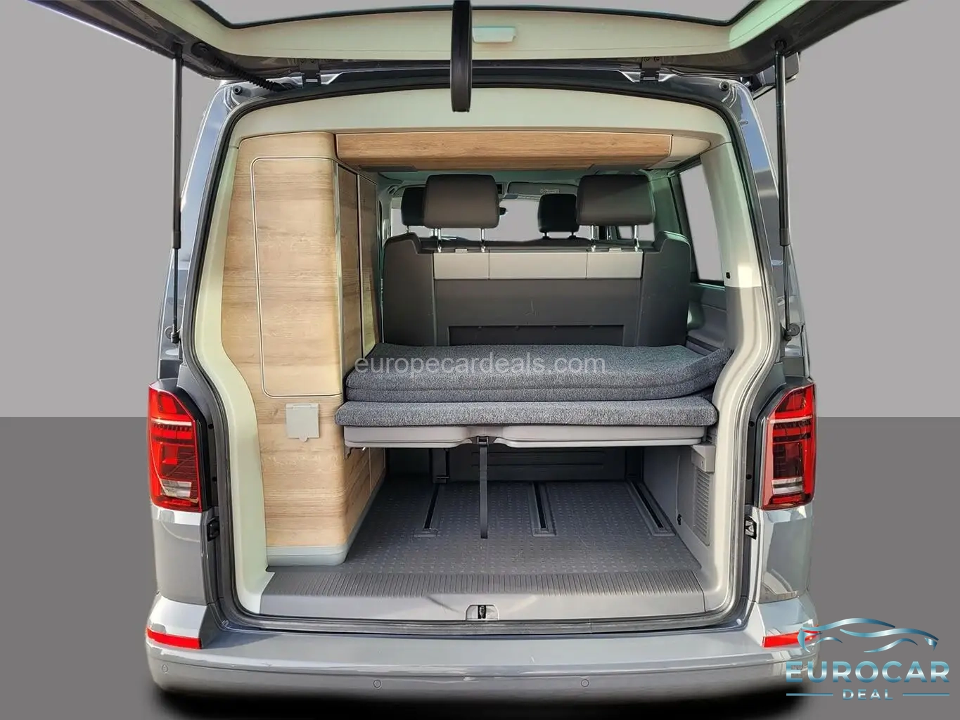 Volkswagen T6 California