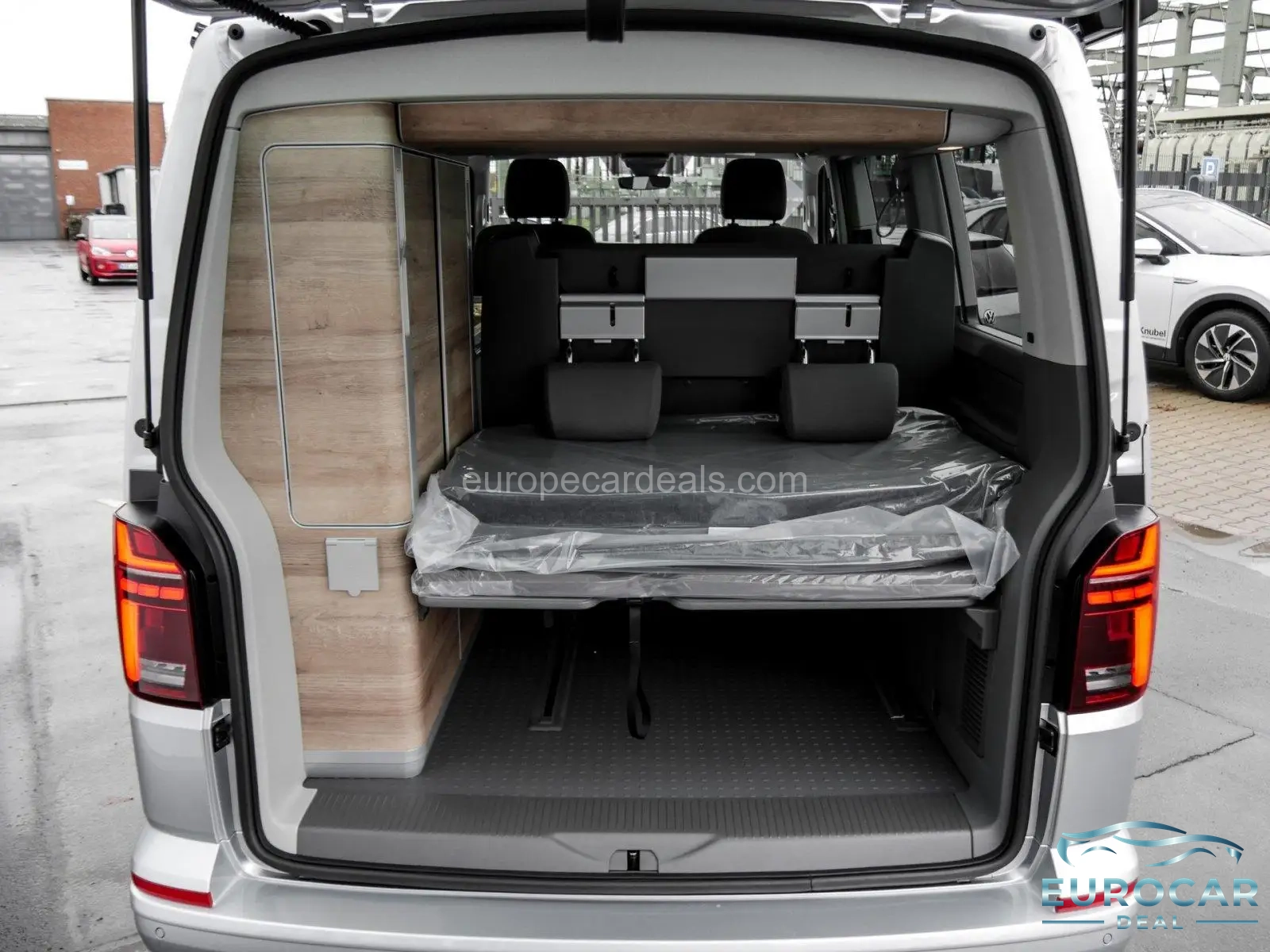 Volkswagen T6 California