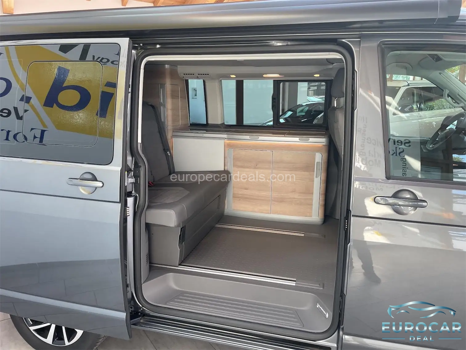 Volkswagen T6 California