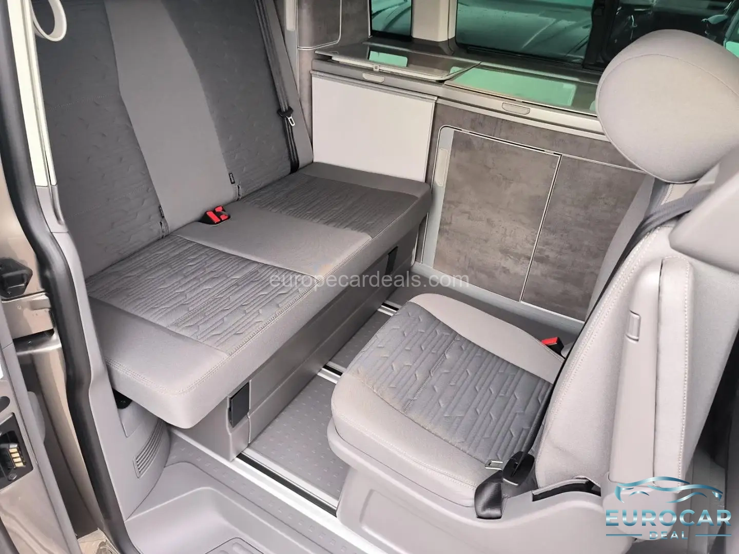 Volkswagen T6 California