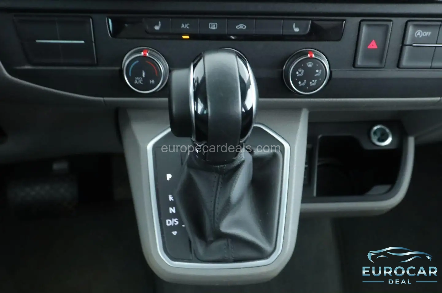 Volkswagen T6 California