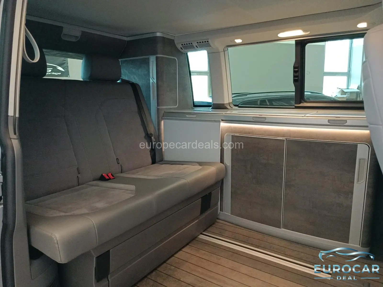 Volkswagen T6 California