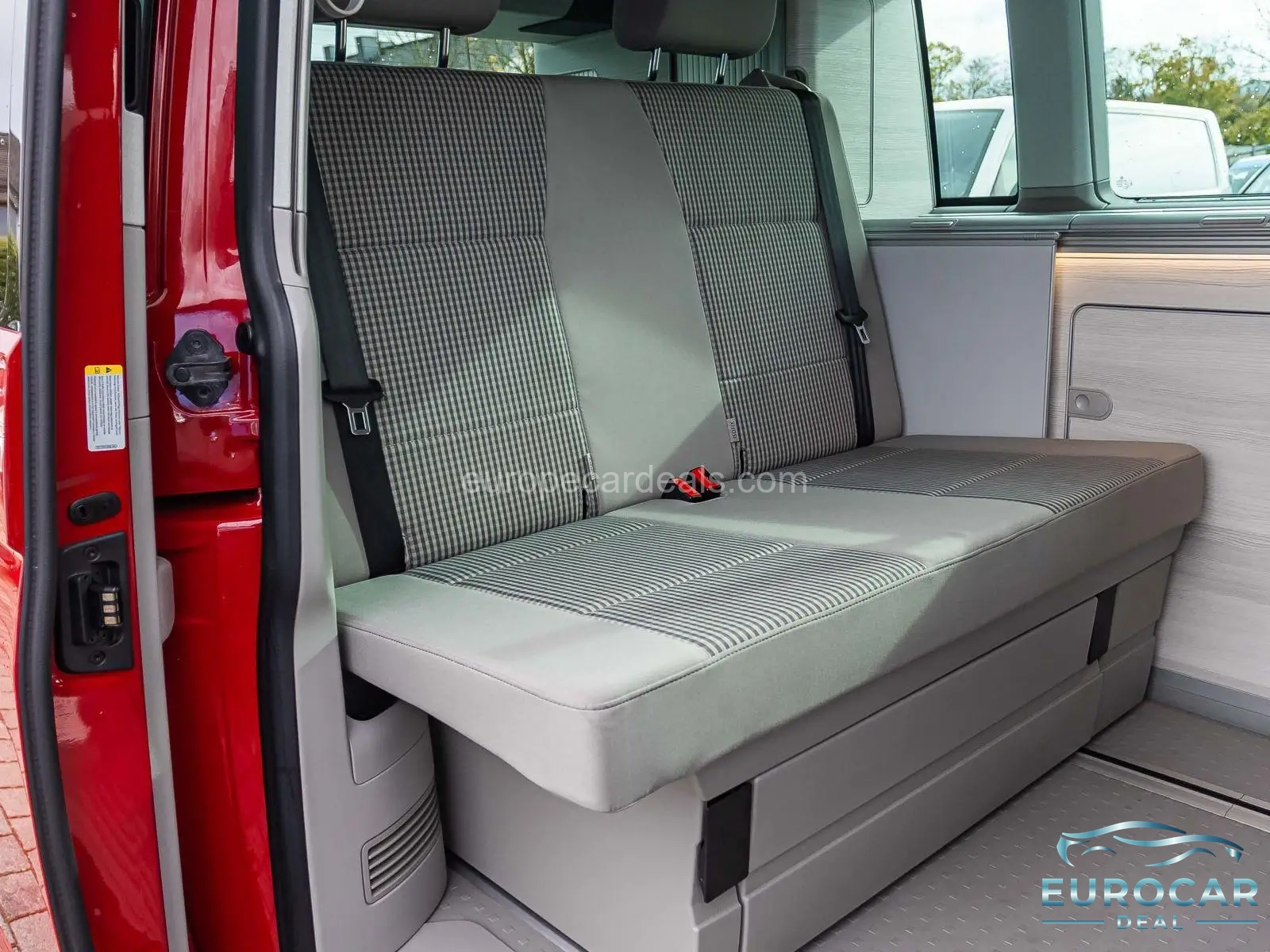 Volkswagen T6 California