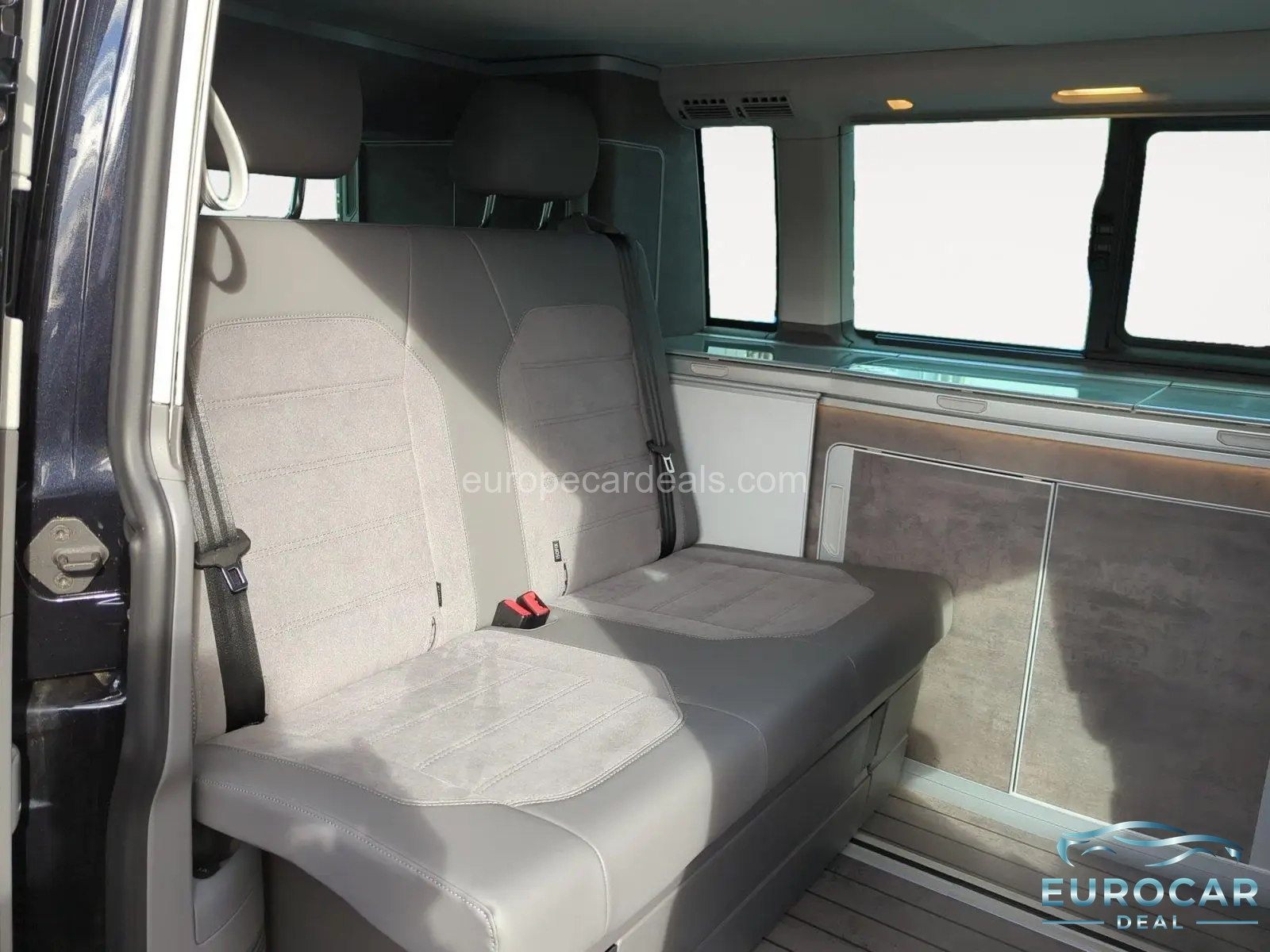 Volkswagen T6 California