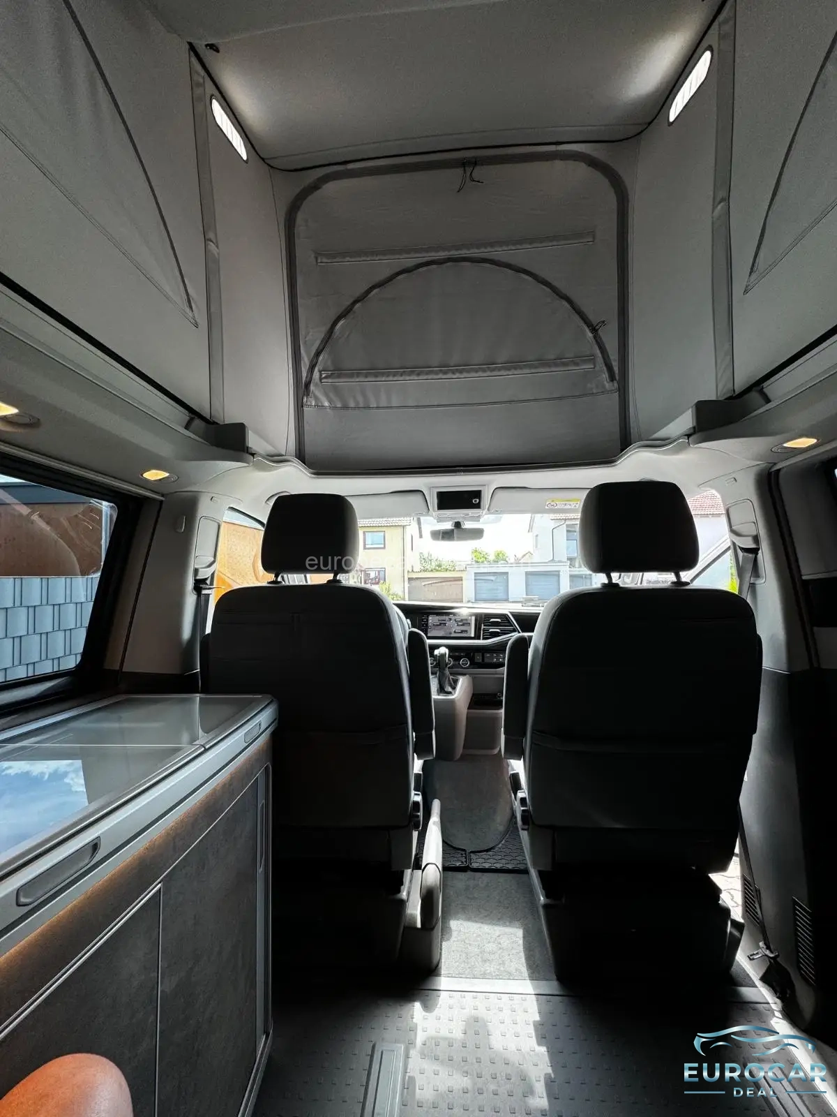 Volkswagen T6 California