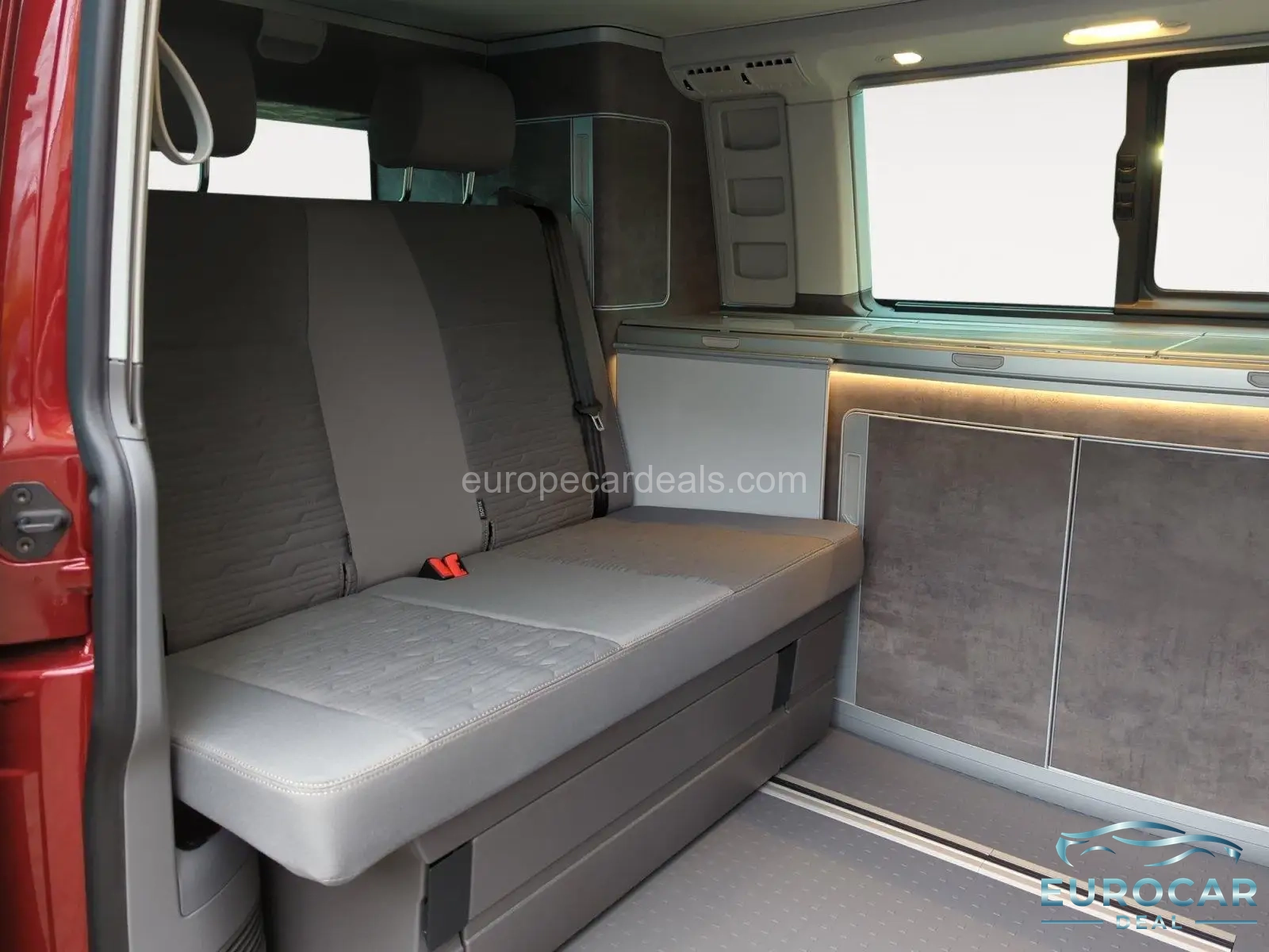 Volkswagen T6 California