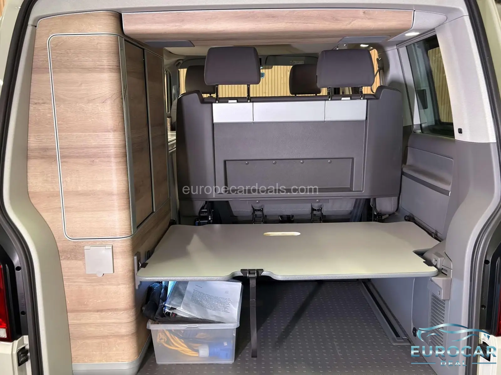Volkswagen T6 California