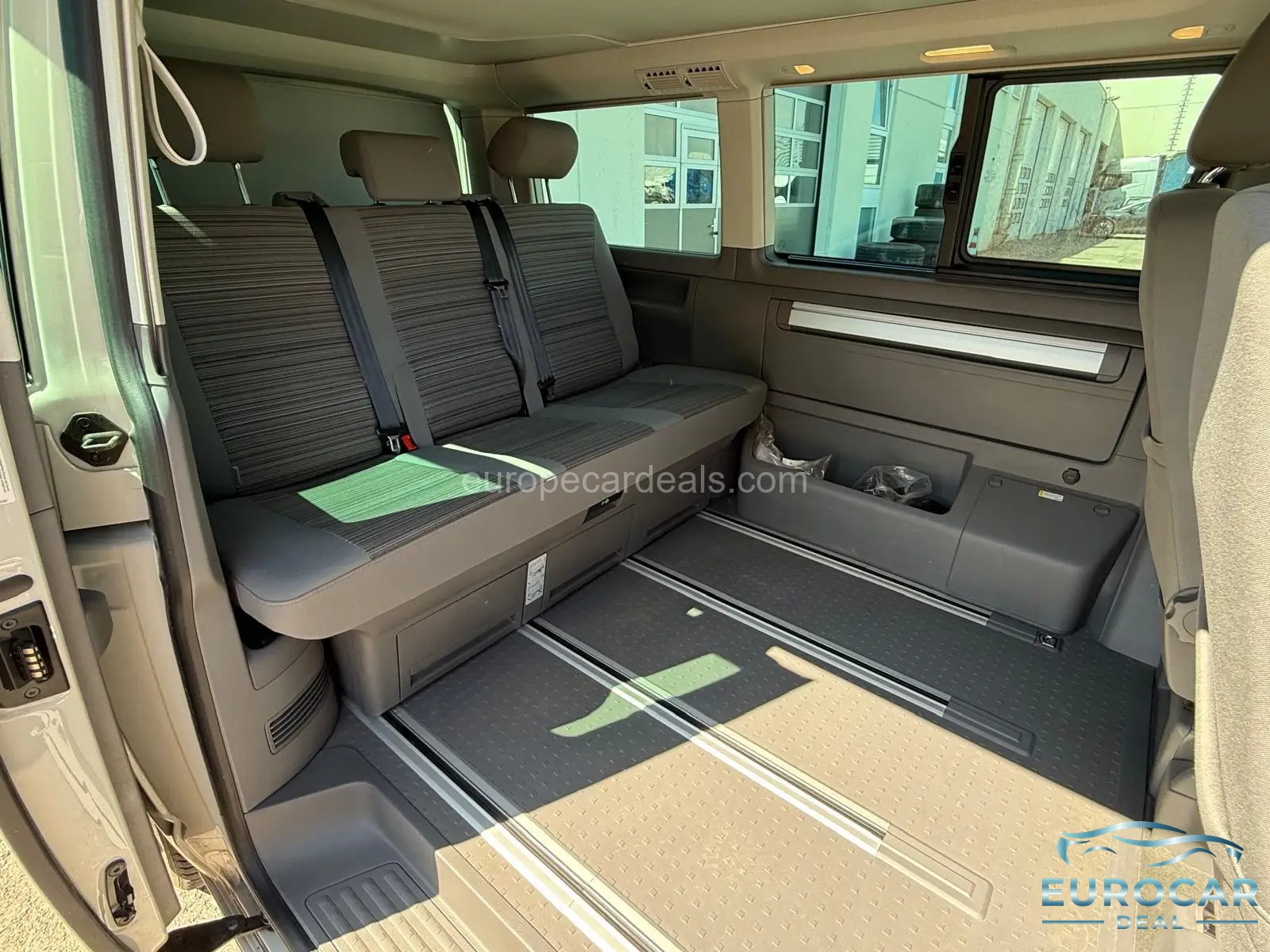 Volkswagen T6 California