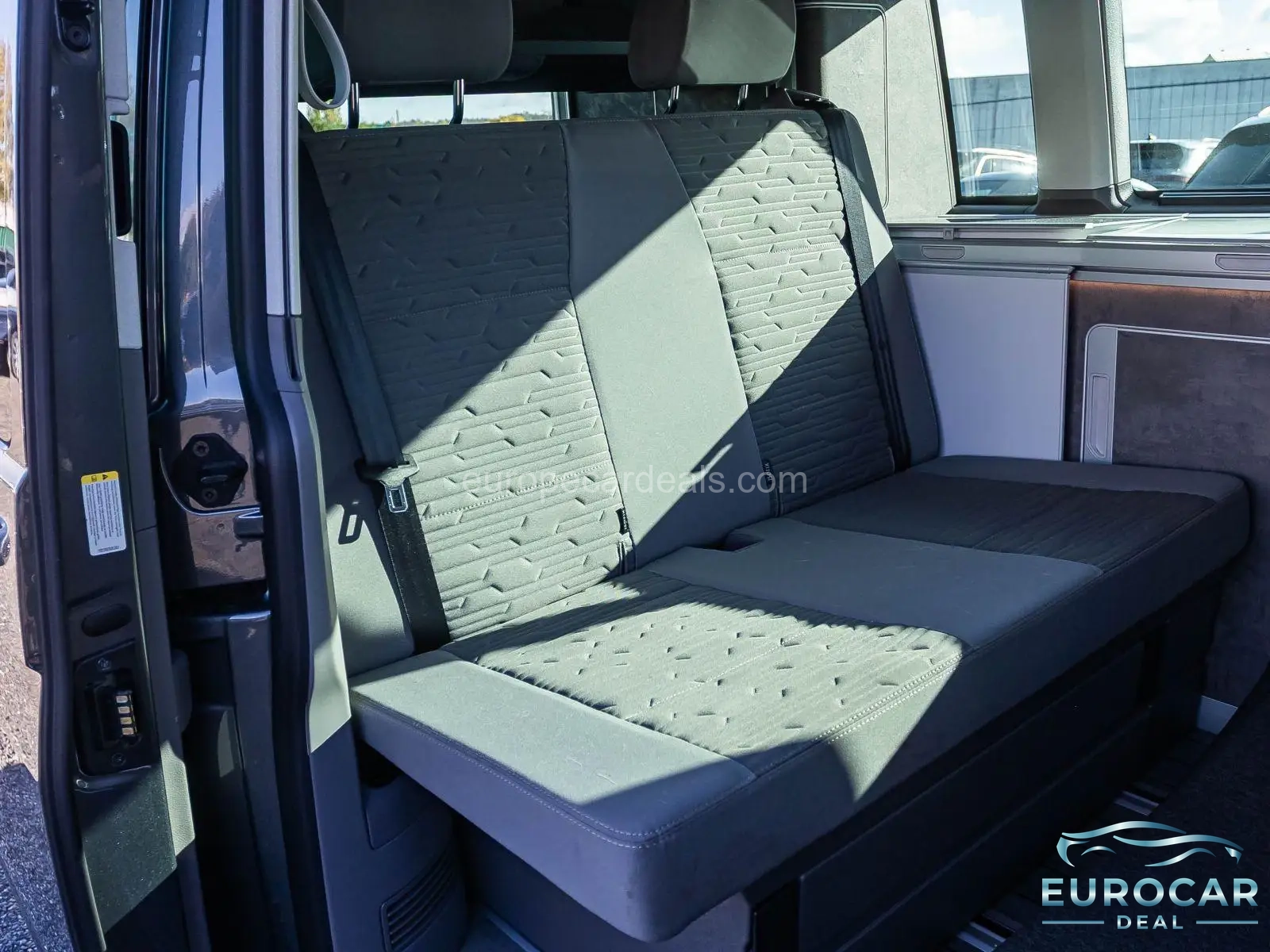 Volkswagen T6 California