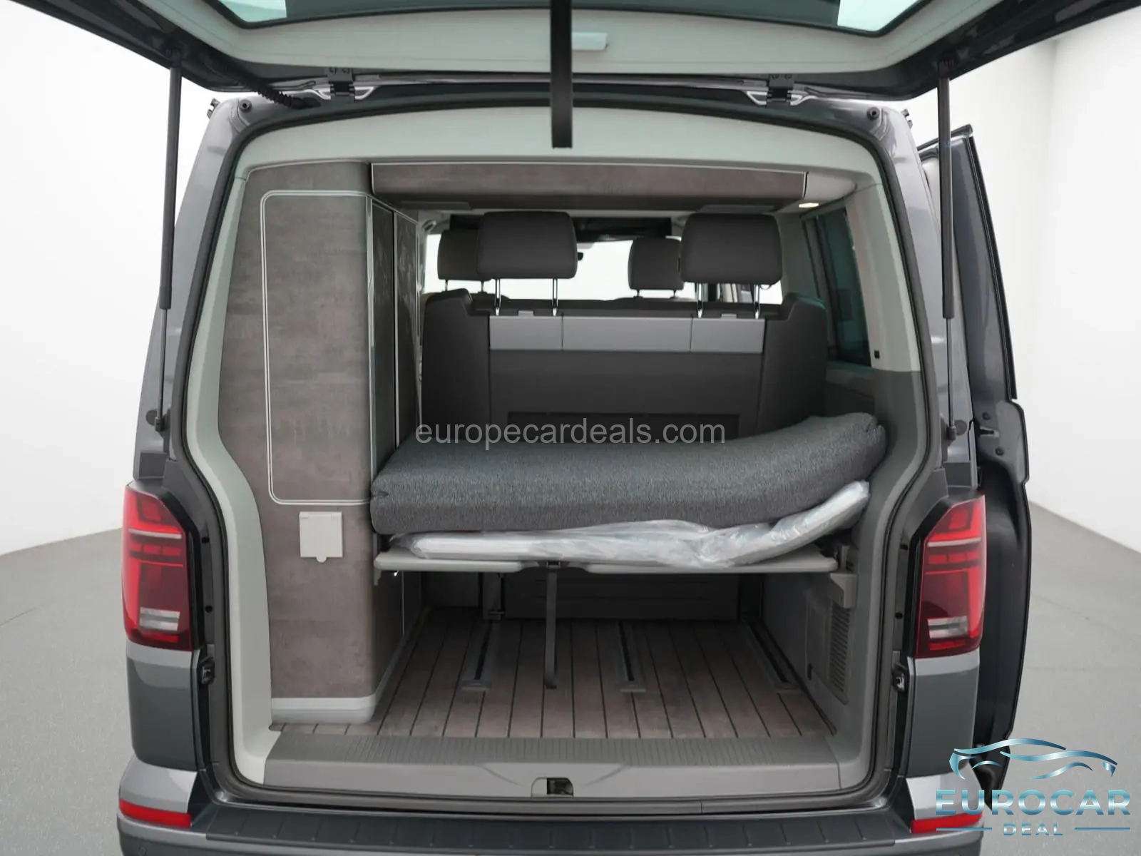 Volkswagen T6 California