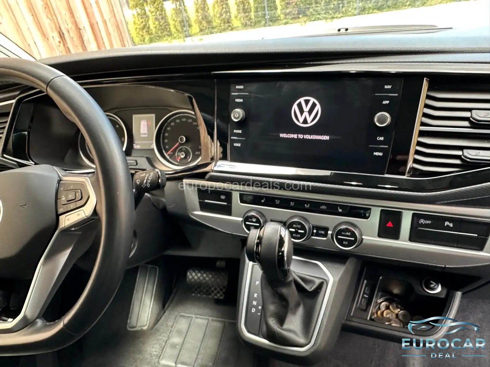 Volkswagen T6 California