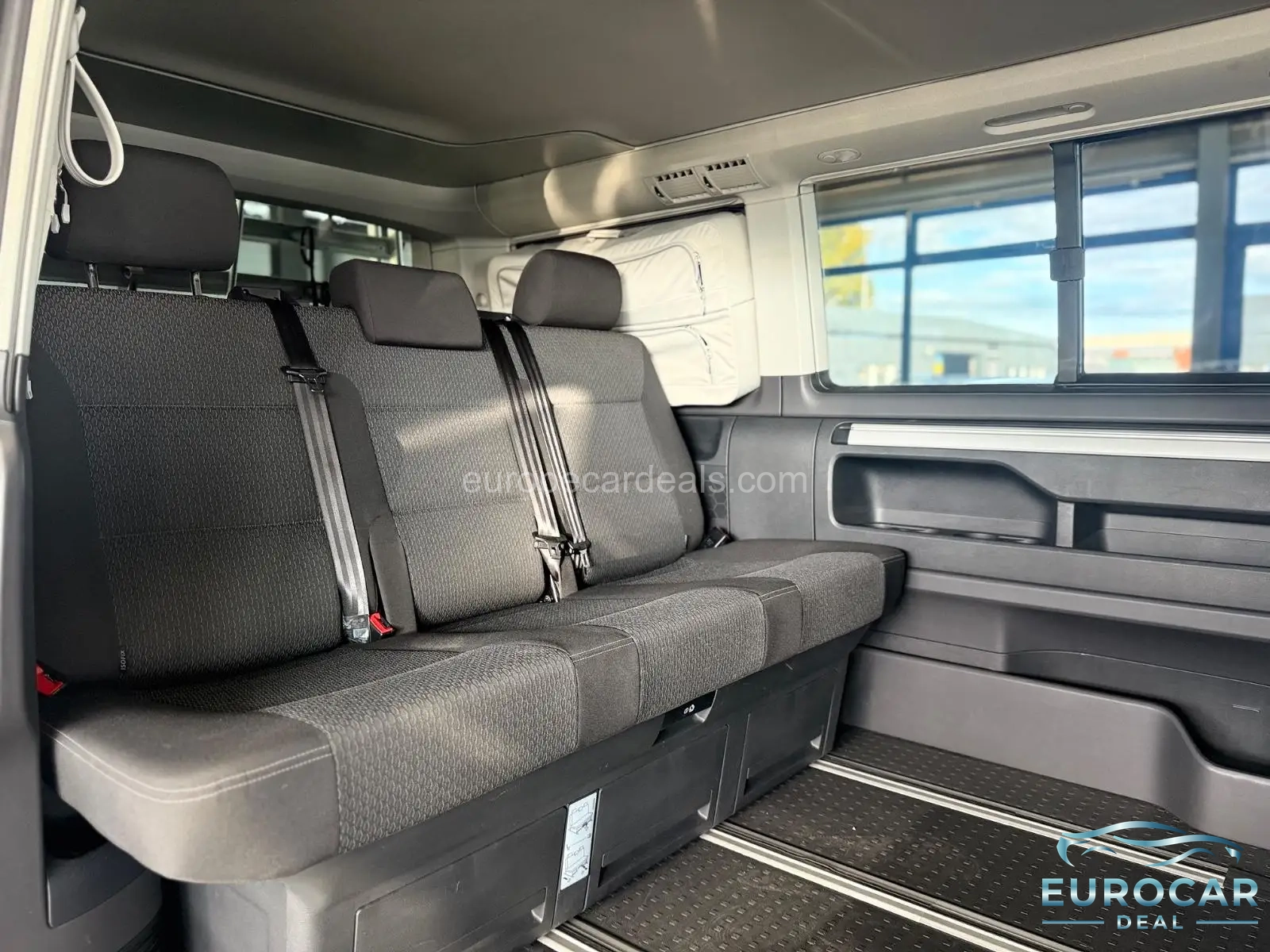 Volkswagen T6 California