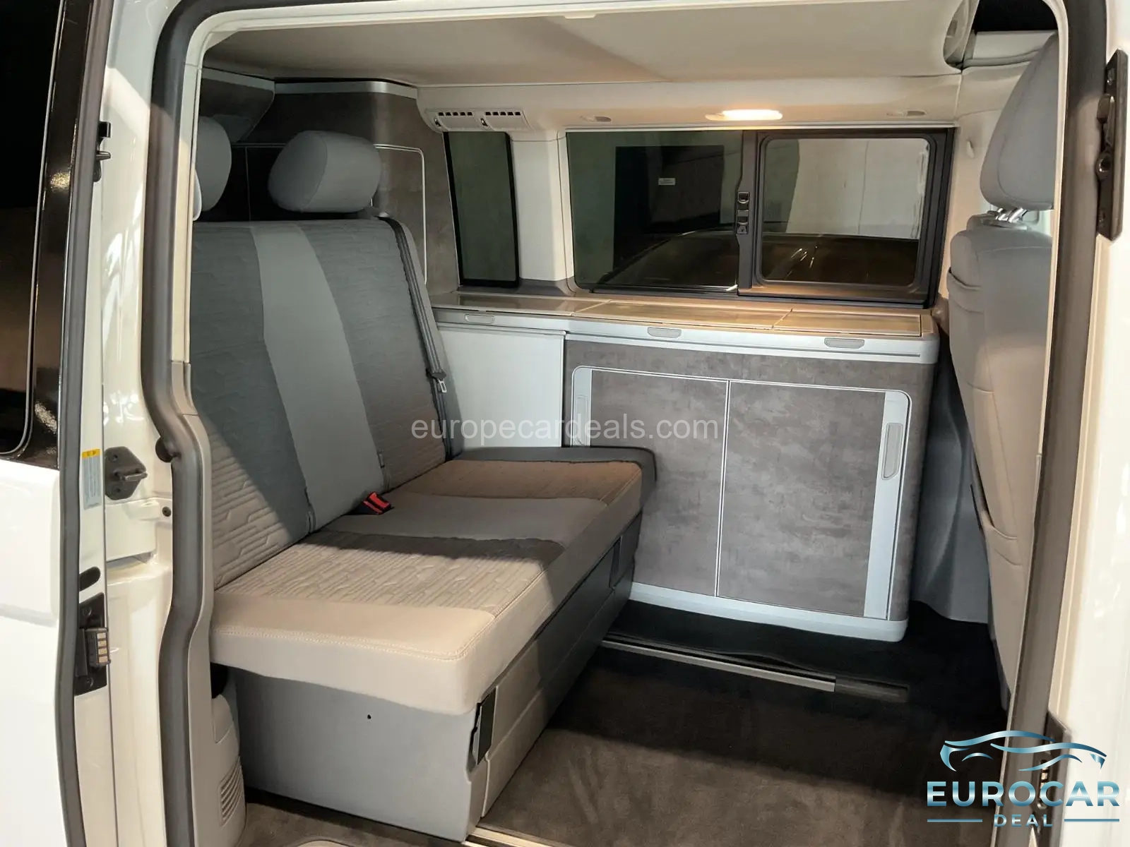 Volkswagen T6 California