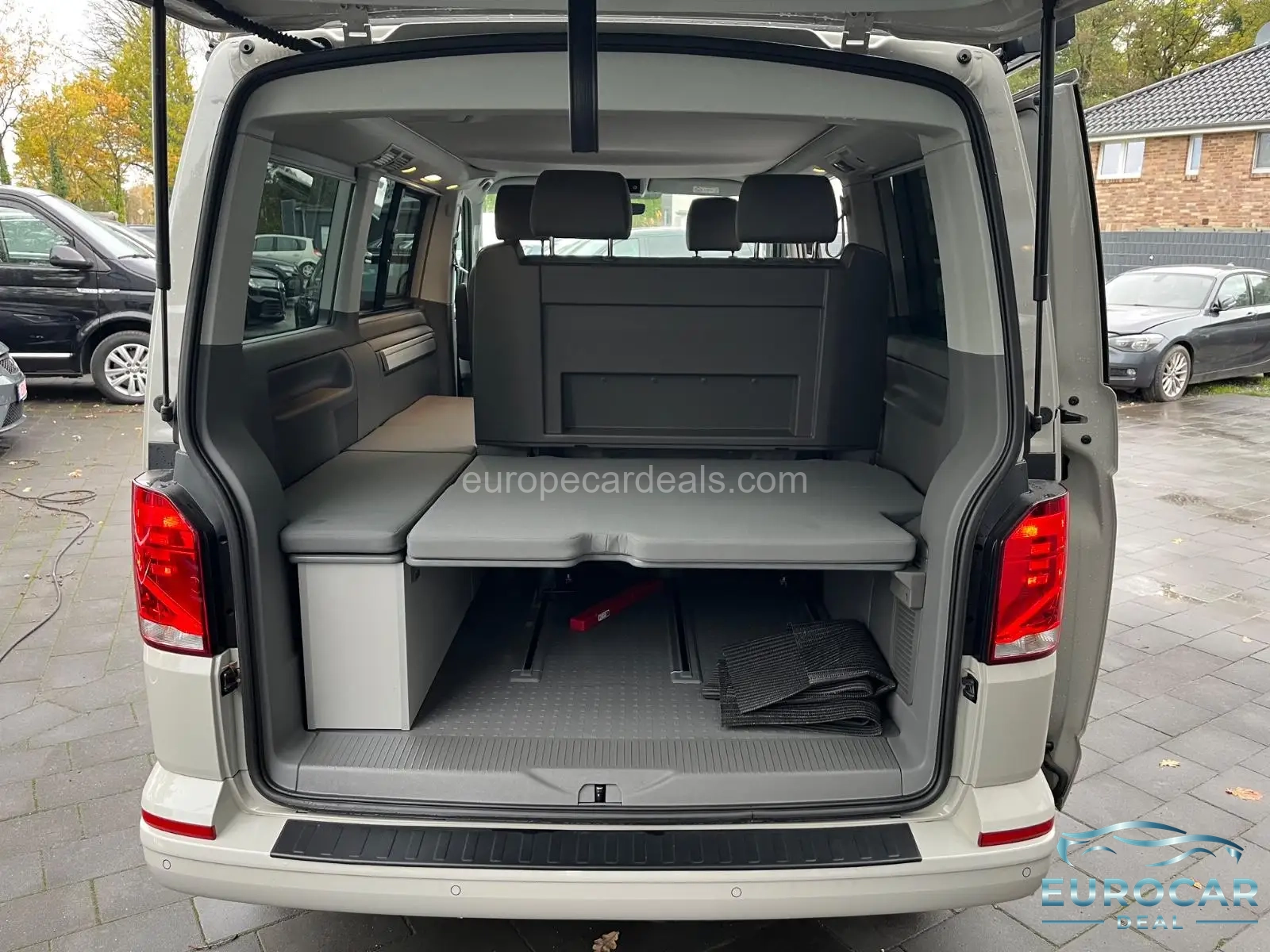 Volkswagen T6 California