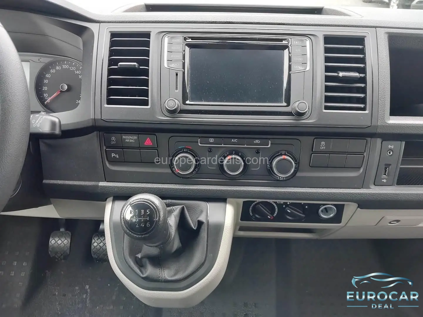 Volkswagen T6 California